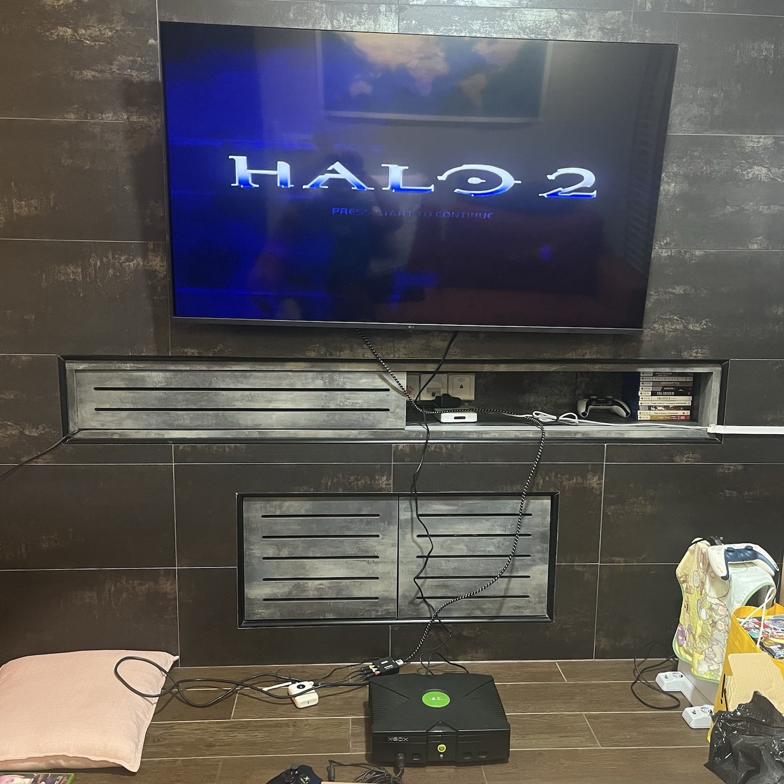 Original Xbox Halo 2 Crystal Ice Blue Console Black Jewel Asia ( Unmodified )