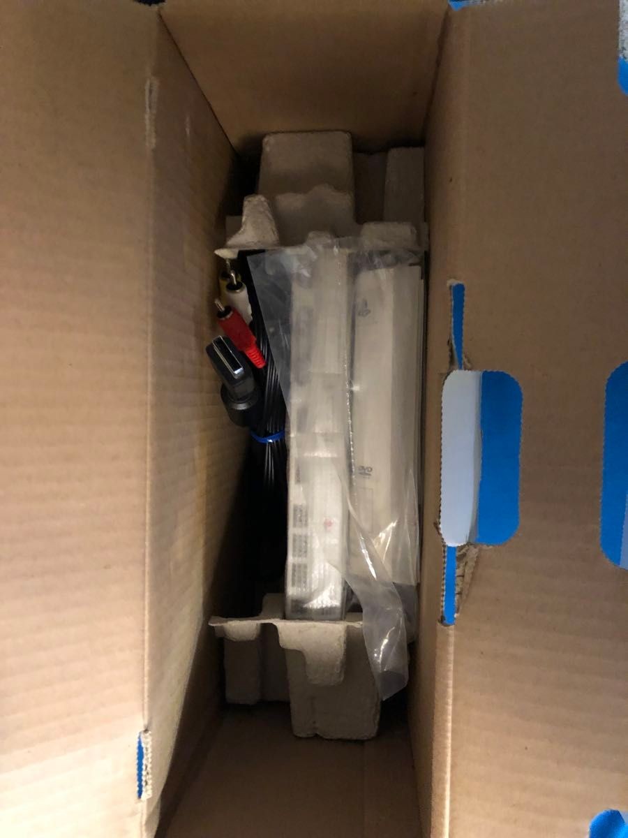 Excellent condition, manual unopened, working condition, PS2 SCPH-75000 white,