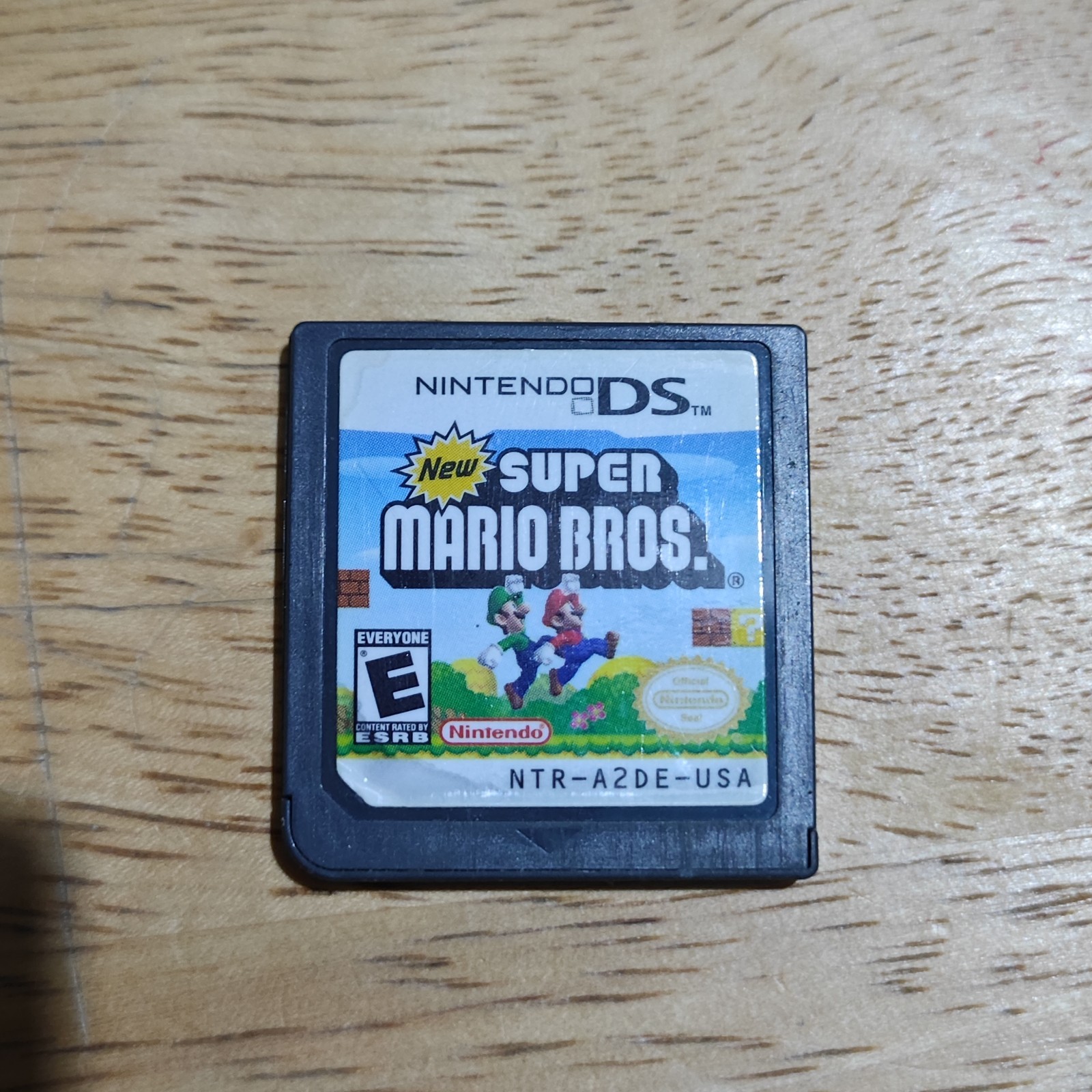 Nintendo DS Lite – Coral Pink Read Description