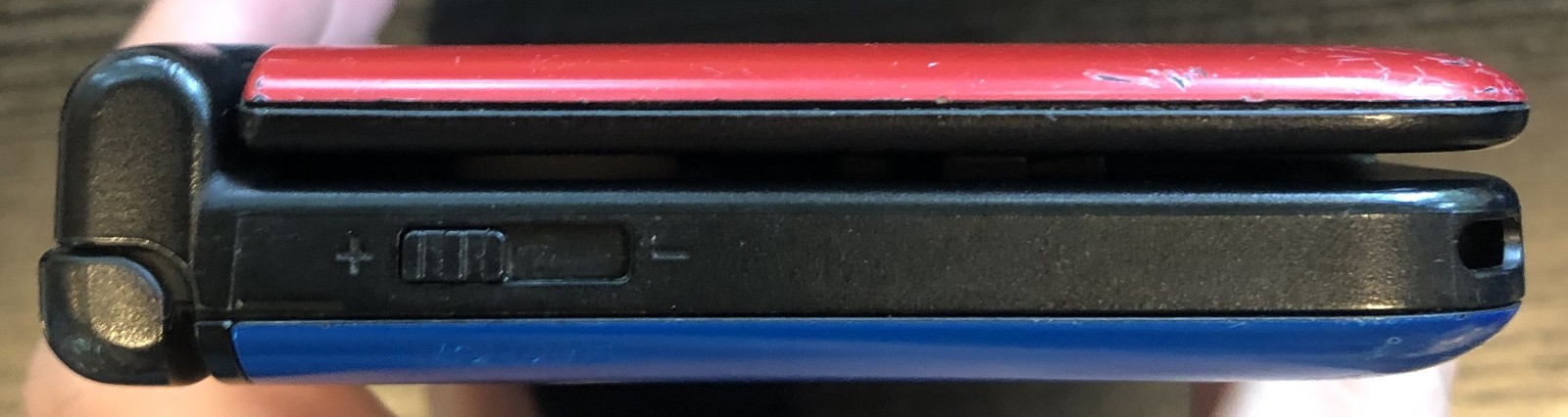Nintendo 3DS XL Red + Blue SPR-001 Console – w/Charger/Stylus – Fully Tested
