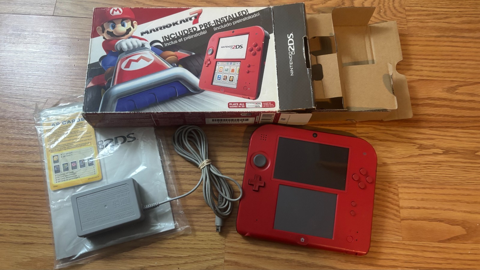 Nintendo 2DS Crimson Red Console CIB Bundle Mario Kart 7 Installed OEM Charger