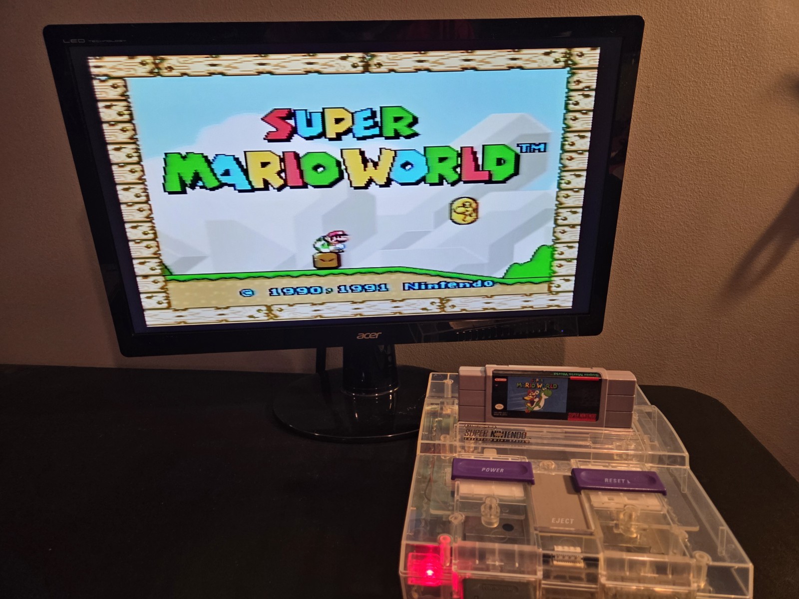 SNES Super Nintendo Clear Transparent Console w/ 2 clear controllers and cables