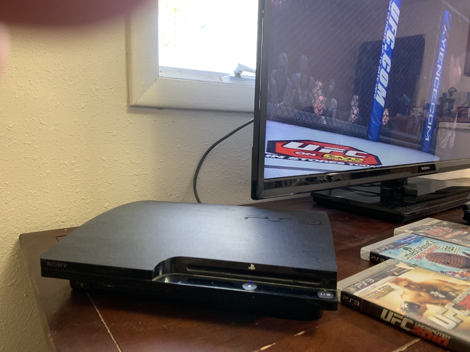 Sony PlayStation 3 Console 3 PS3 Games + All Cords. Tested 100%