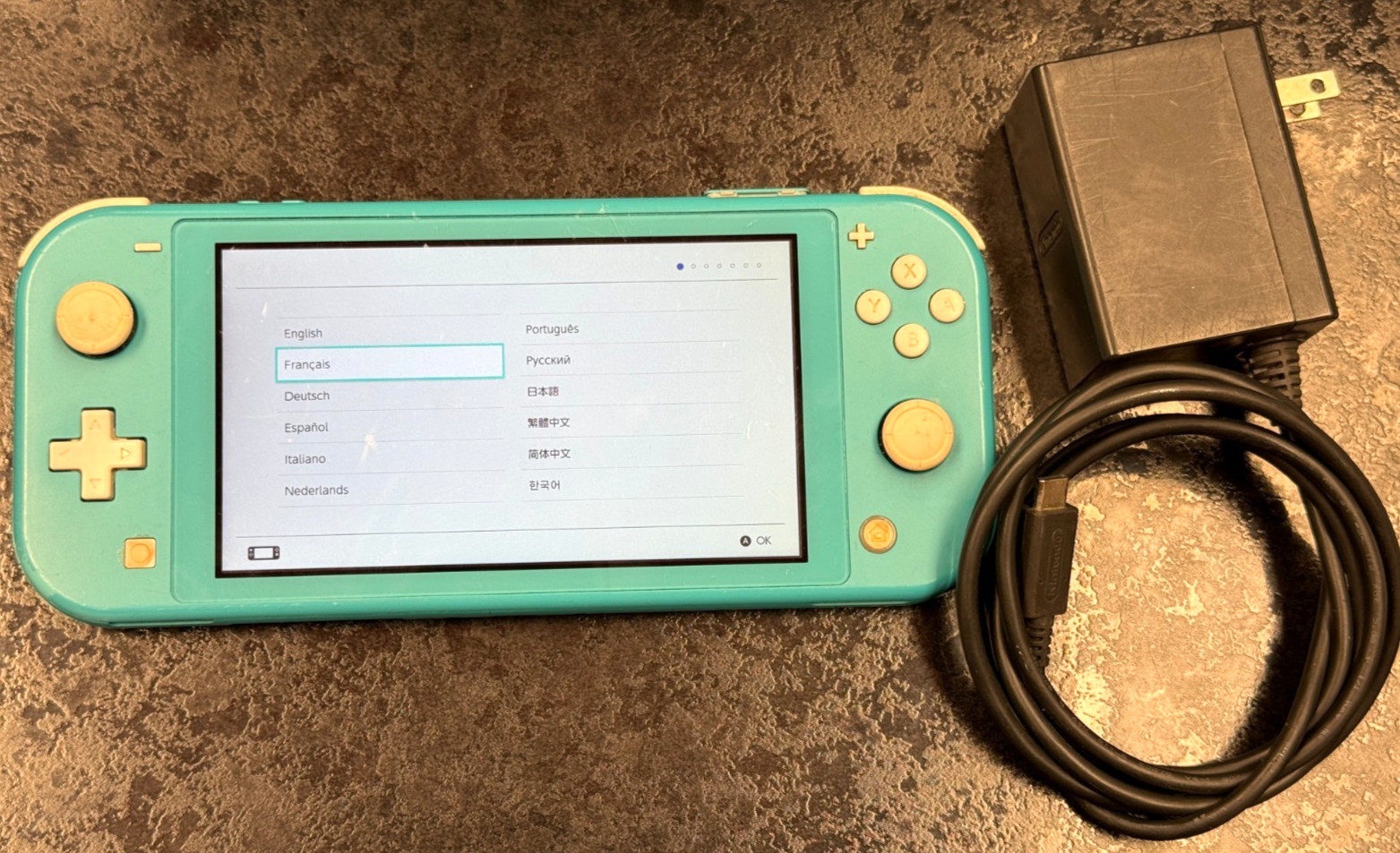 Nintendo Switch Lite Turquoise 32GB Handheld Console w/ OEM Charger Tested