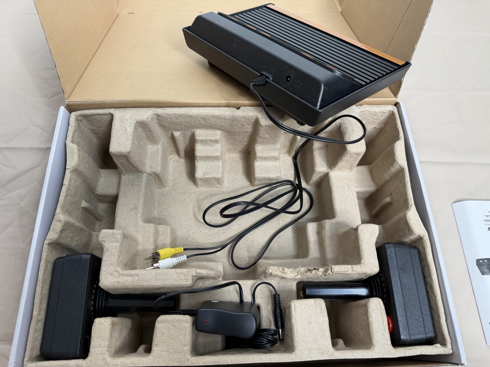Atari Flashback 4 Classic Game Console Special Edition – 76 Built-In Games