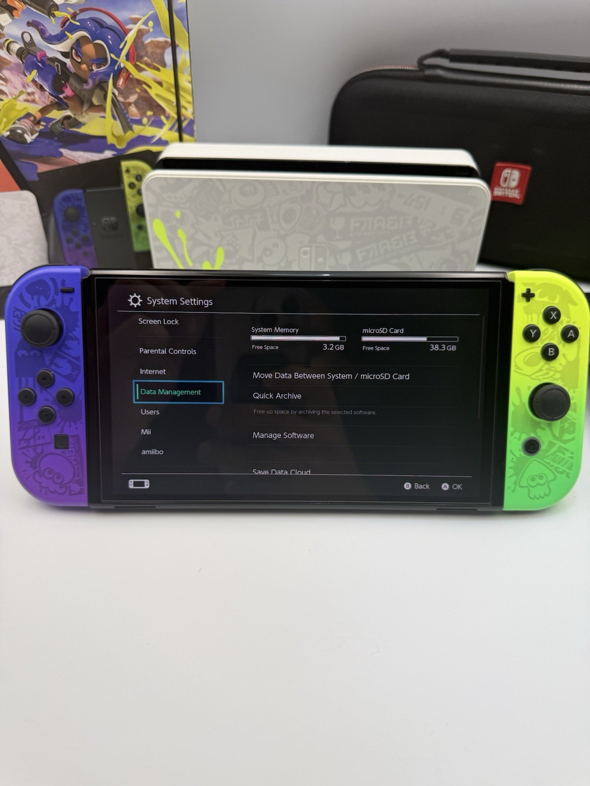Nintendo Switch OLED Splatoon 3 Edition Complete in Box + SD128GB Excellent