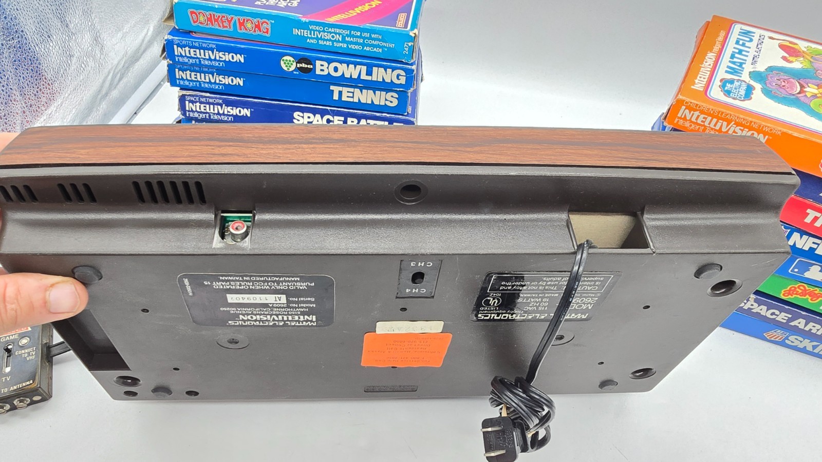 INTELLIVISION 2609 Console Cover, Rf, Switch Box 17 Games WORKS