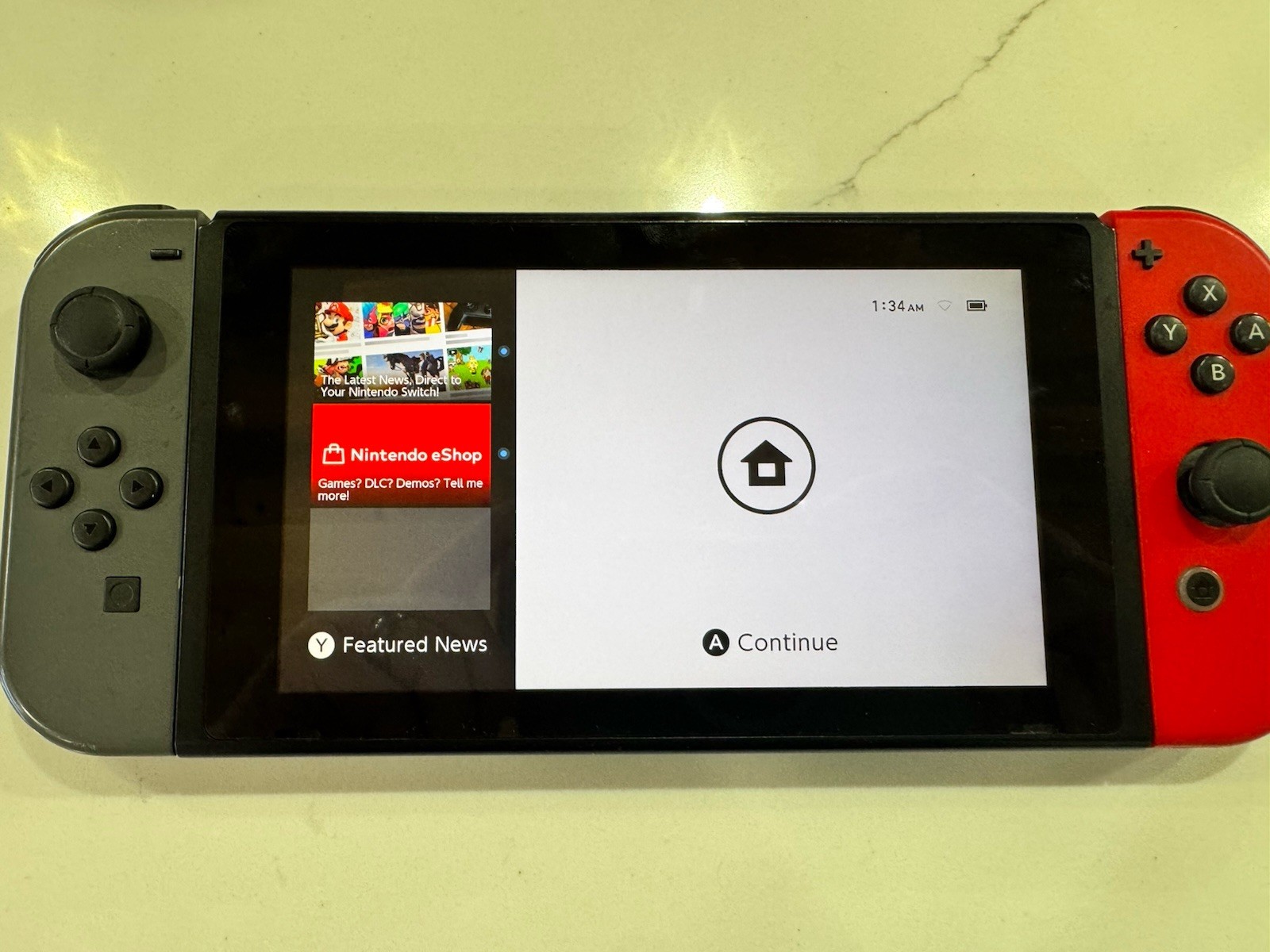Nintendo Switch Console with Red/Gray Joy-Cons (HAC-001)