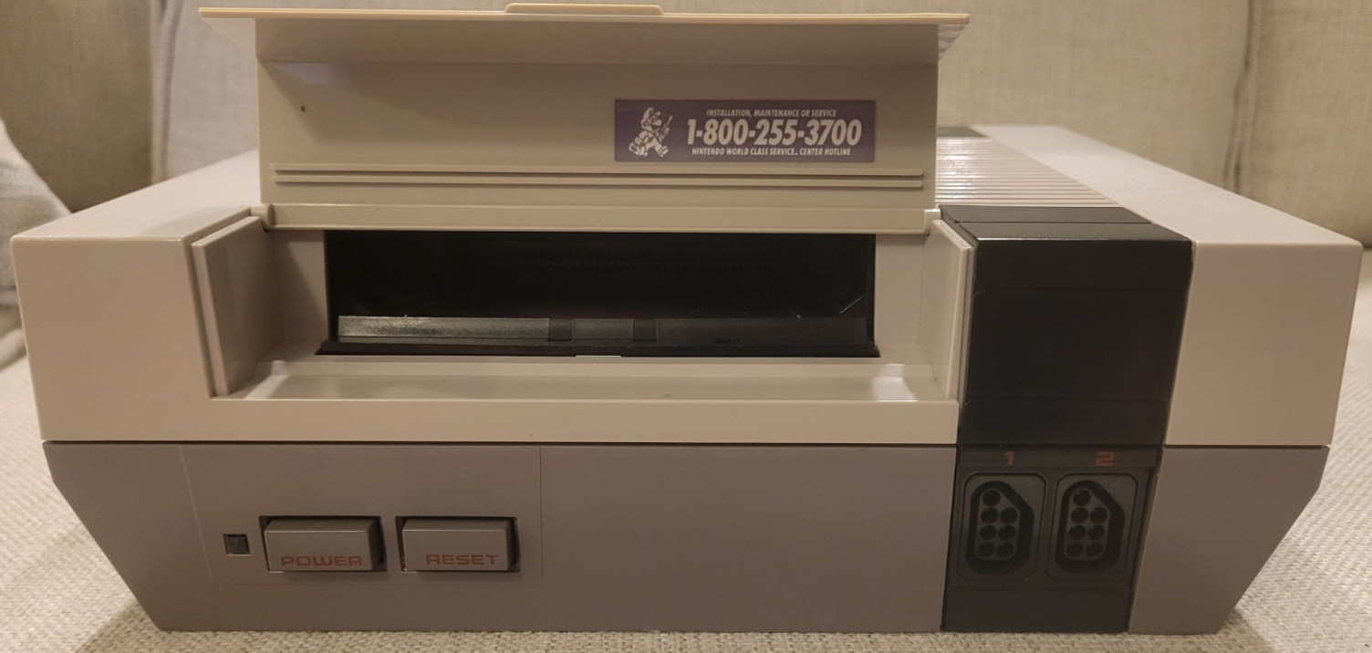 Nintendo Entertainment System NES Console Only (NES-001) No Composite Video READ
