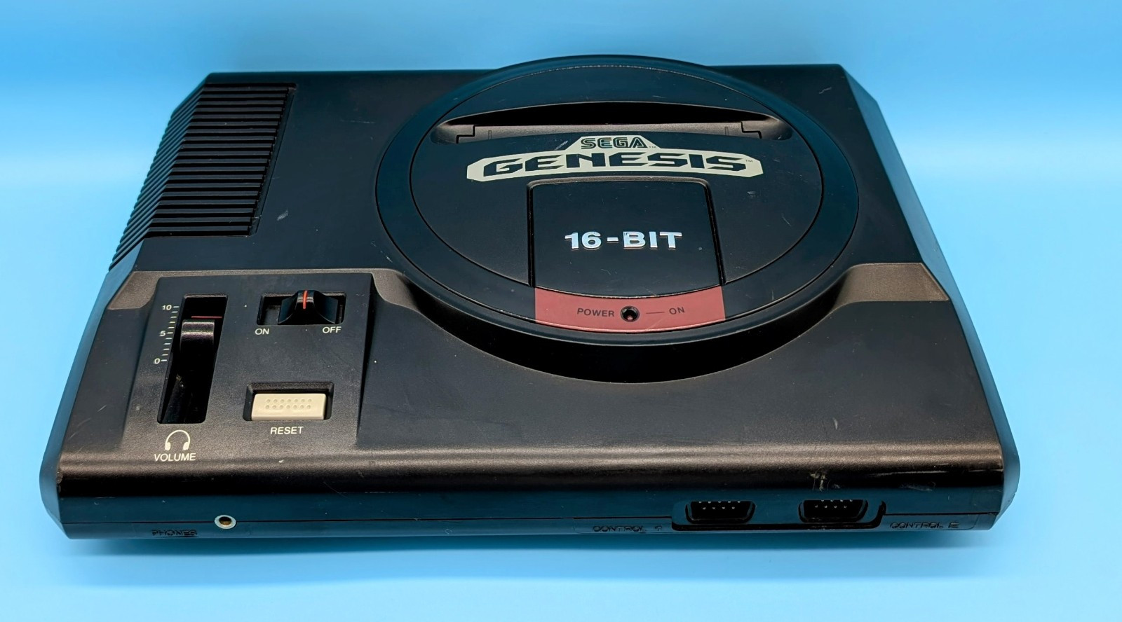 2-CONTROLLERS Original SEGA GENESIS Console MK-1601 Video Game System 1st Model