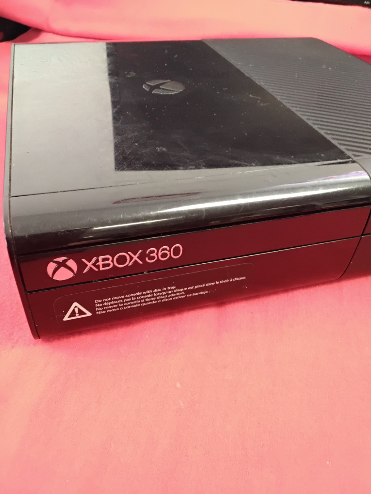 Microsoft Xbox 360 E W/Kinect Works Sold As Is Please Read Description