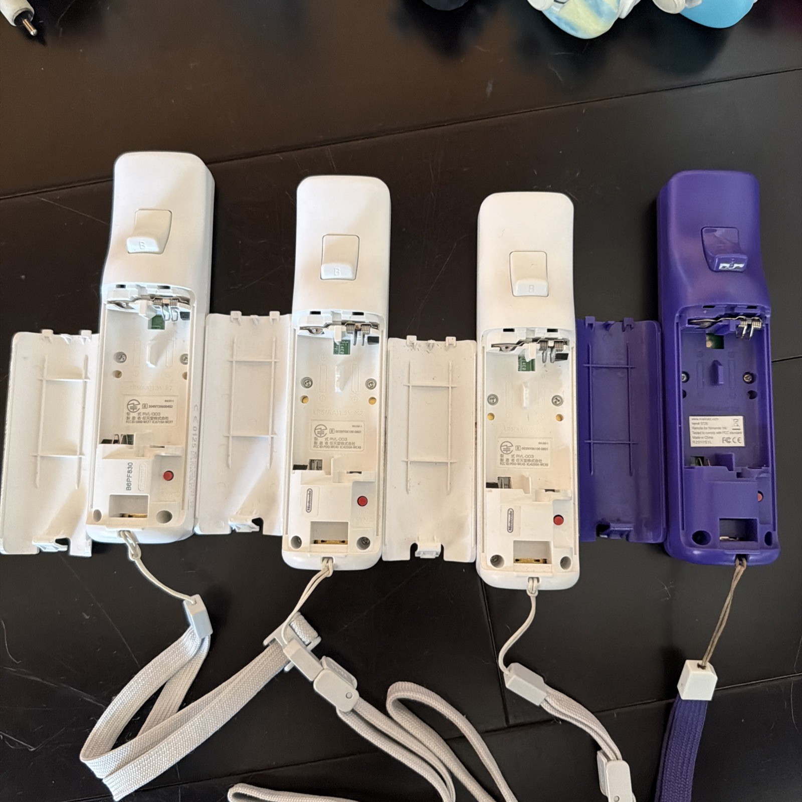 Nintendo Wii Console GameCube Compatible Bundle 4 Remotes Wii Sports Tested