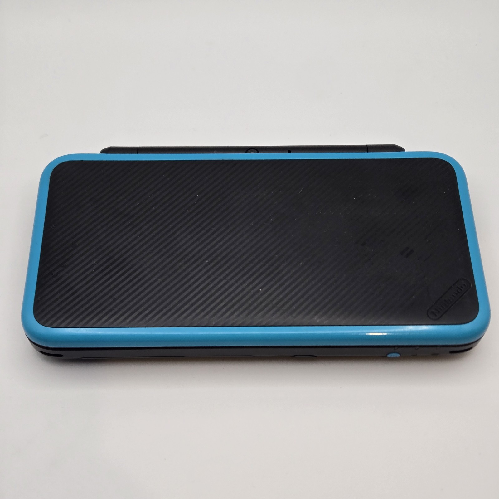 Nintendo 2DS XL Black & Turquoise Console System w/Charger
