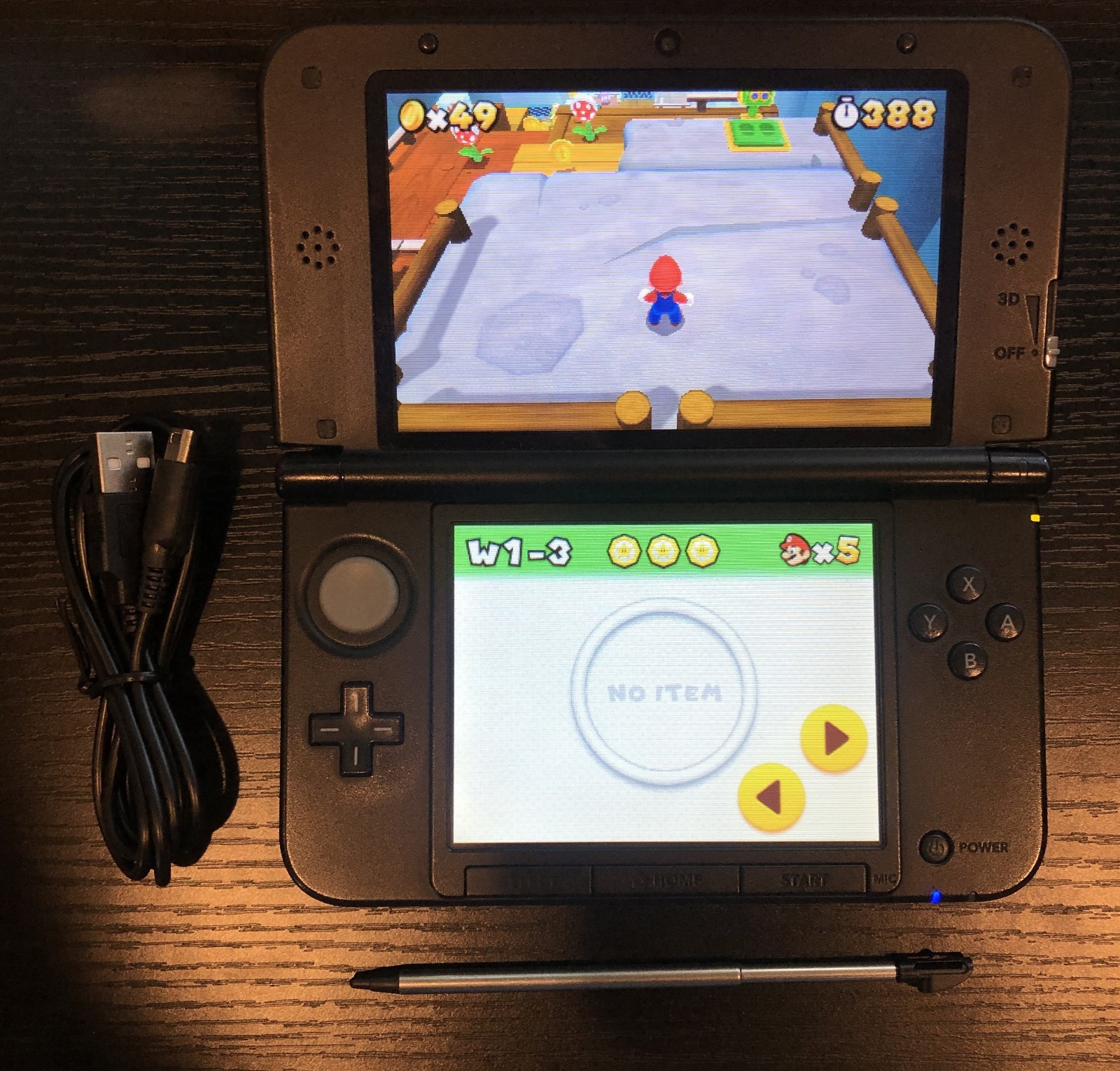 Nintendo 3DS XL Red + Blue SPR-001 Console – w/Charger/Stylus – Fully Tested