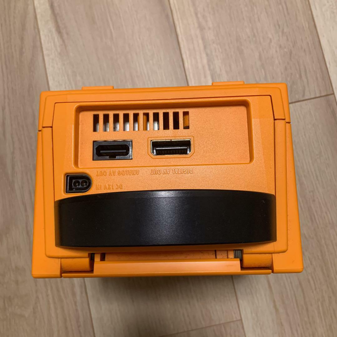 Nintendo GameCube Launch Edition Spice Orange Console NTSC-J DOL-001 Adapter