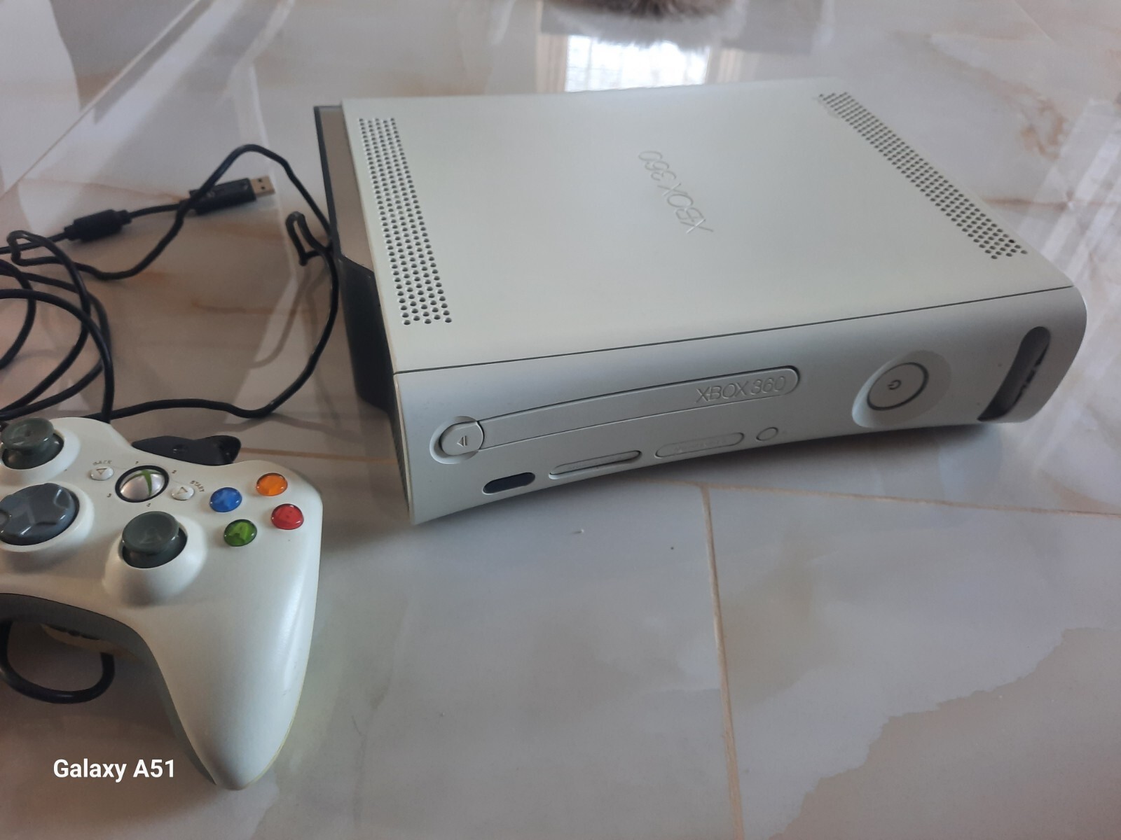 Microsoft Xbox 360 Elite 120GB Console -white