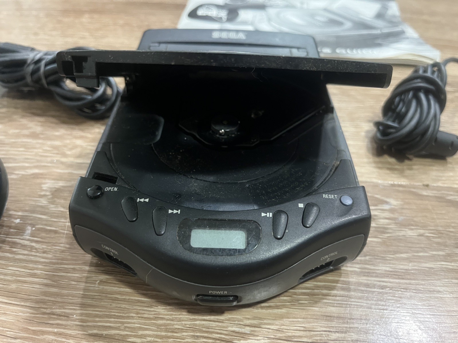 Sega Genesis CDX Black Console ** Partially Working ***FOR PARTS/REPAIR