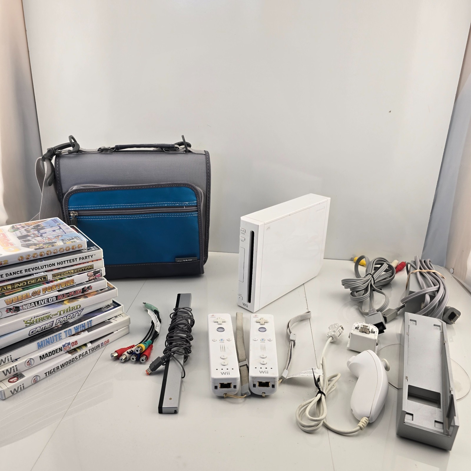 Nintendo Wii Console And Accessories Lot – 10 Games, Carry Case & More