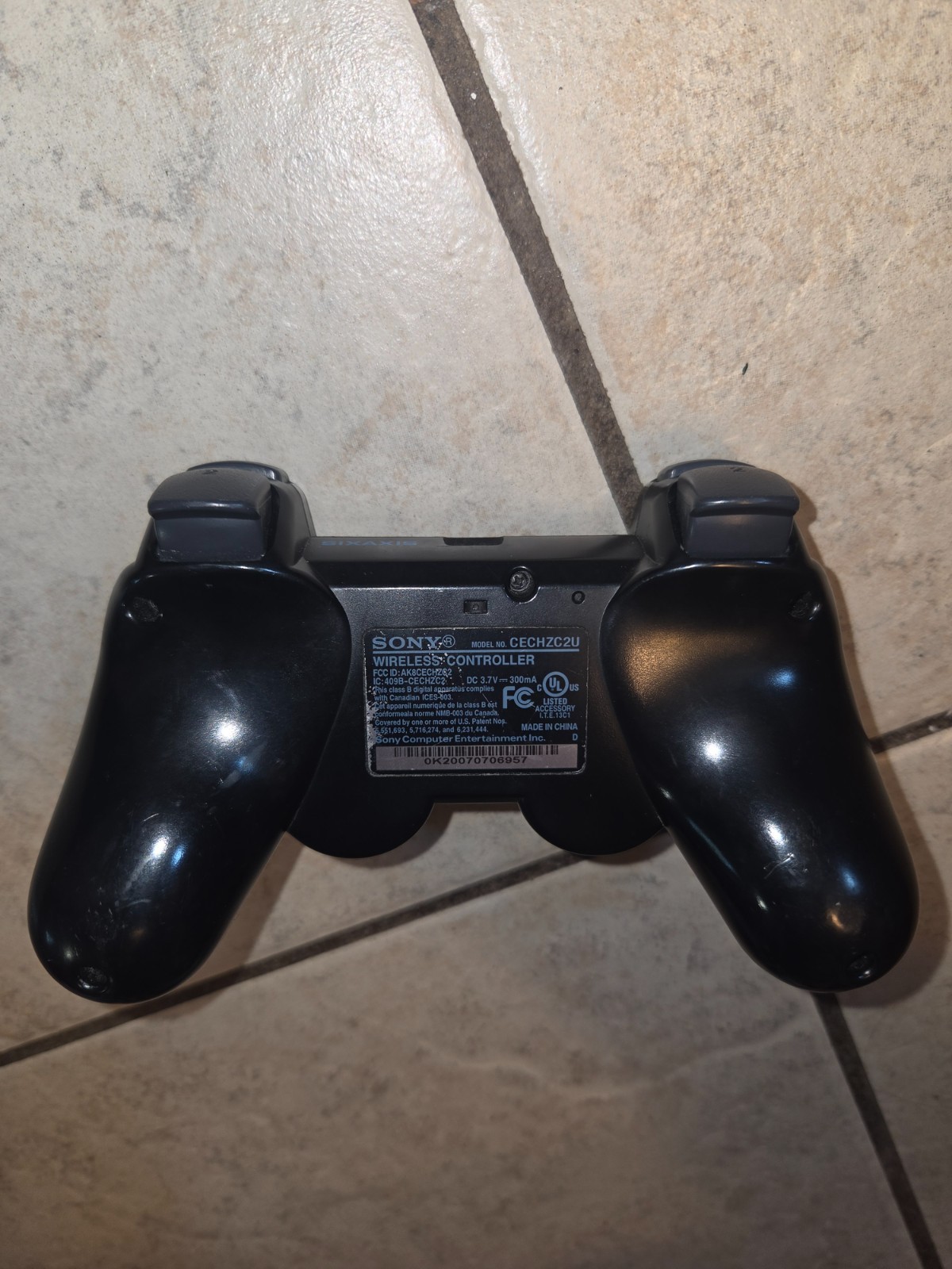 PS3 Fat Console CECHG01 Bundle With Dualshock Controller Wires And 1 Game Sony