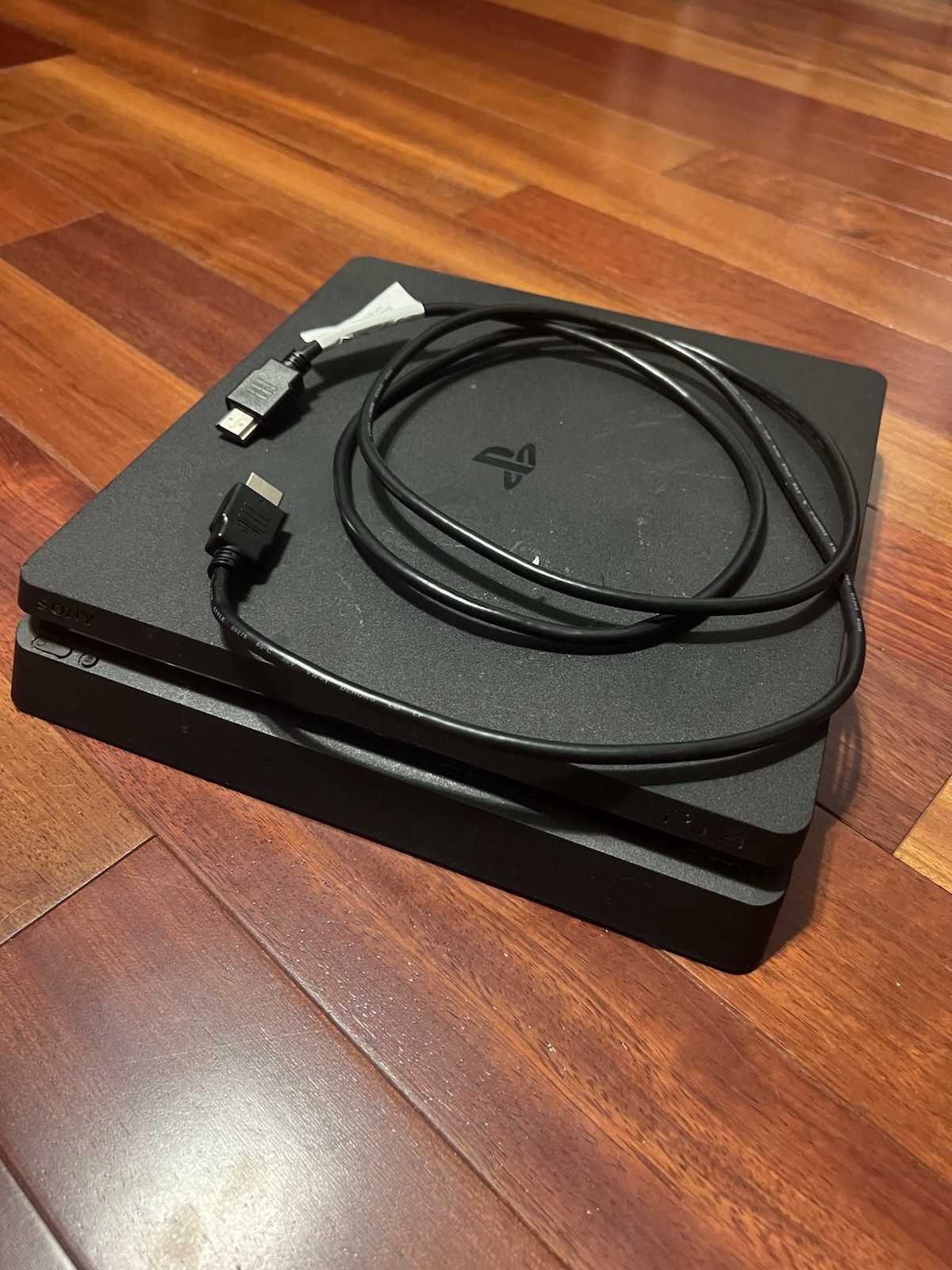 Sony PlayStation 4 Slim with Controller