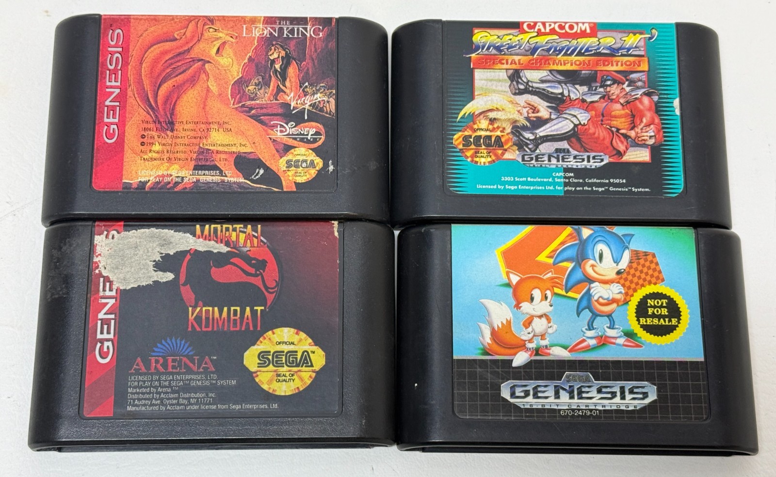 Sega Genesis Model 2 Console MK-1631 Bundle 5 Games Sonic 2 SFII – POWERS ON