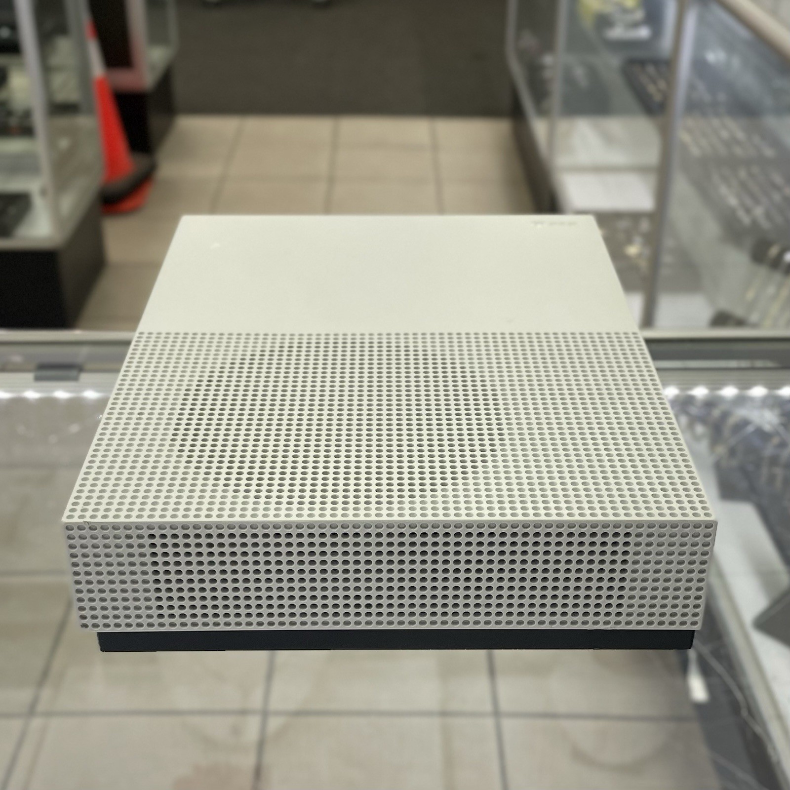 Microsoft Xbox One S All Digital Edition 1TB – White – Console Only Faulty HDMI