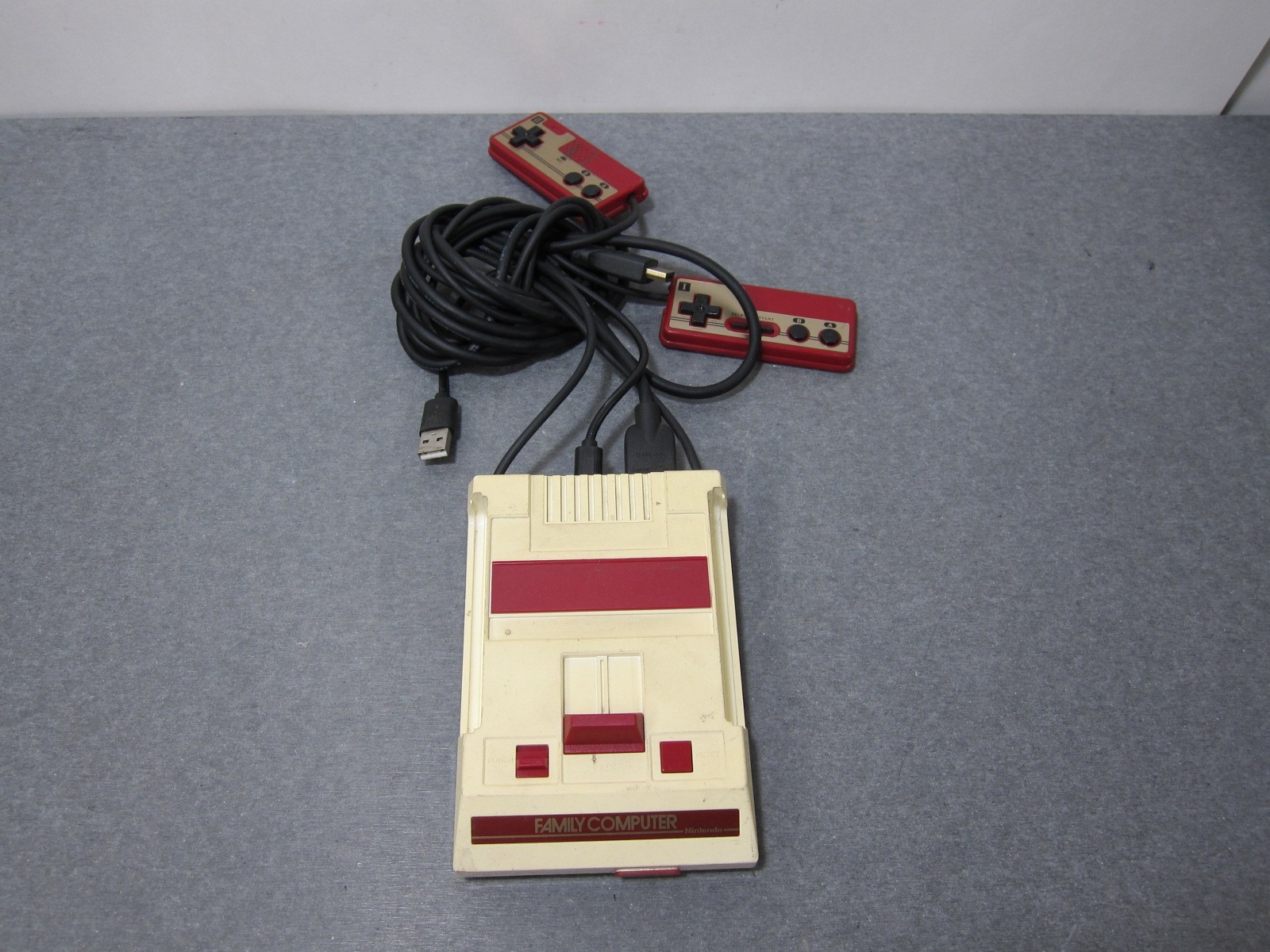 Nintendo Famicom Mini Edition Console CLV-101 HDMI