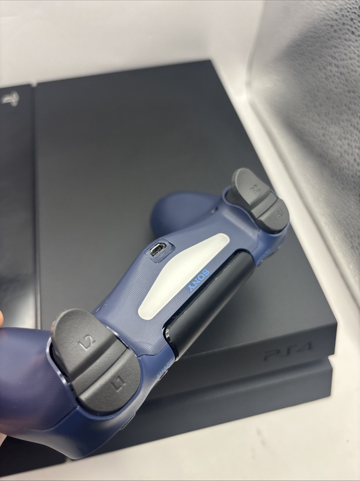 PS4 CUH-1001A w/ Controller Read To Understand Before Purchase !!