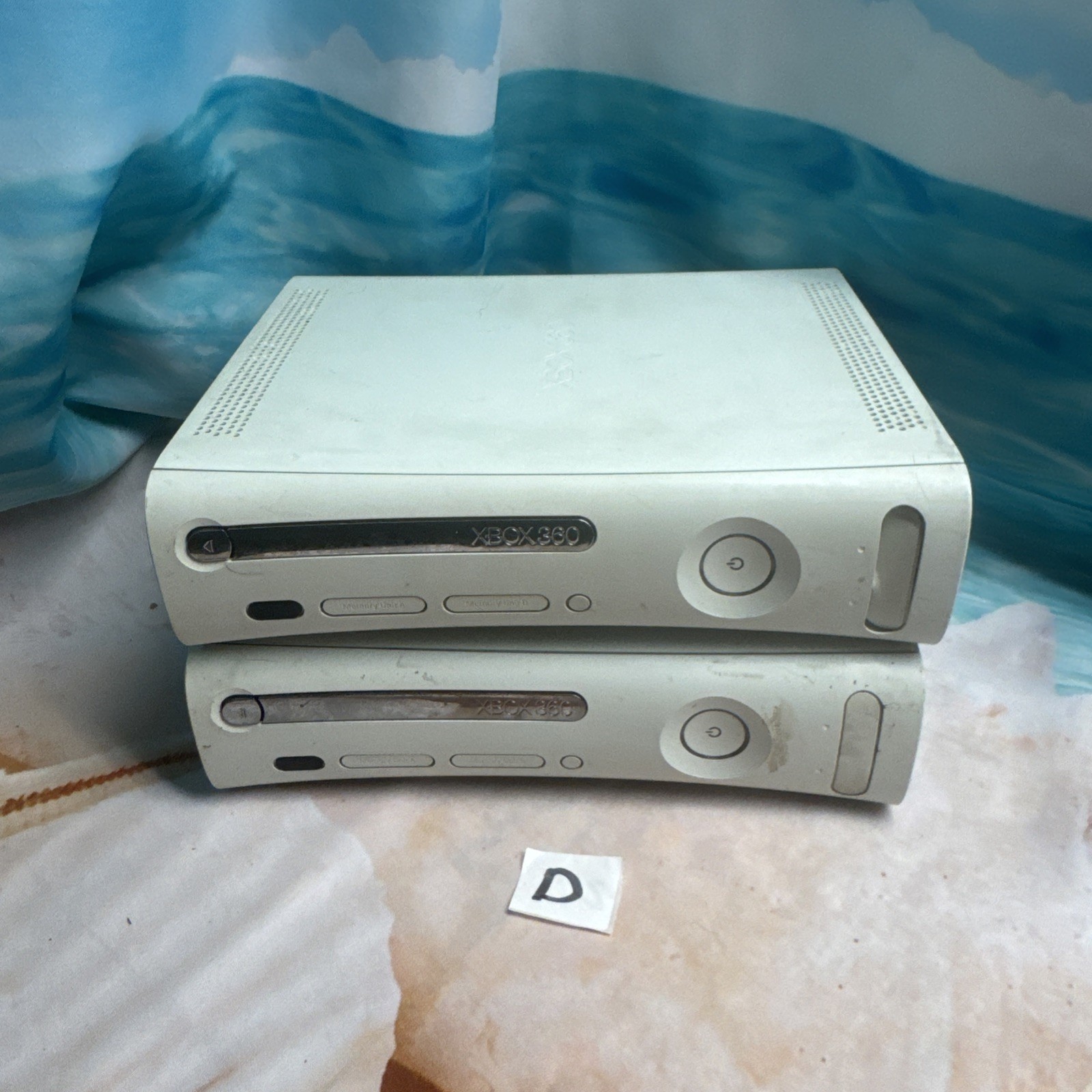 Lot OF 2 Microsoft Xbox 360 CONSOLES (White) UNTESTED!