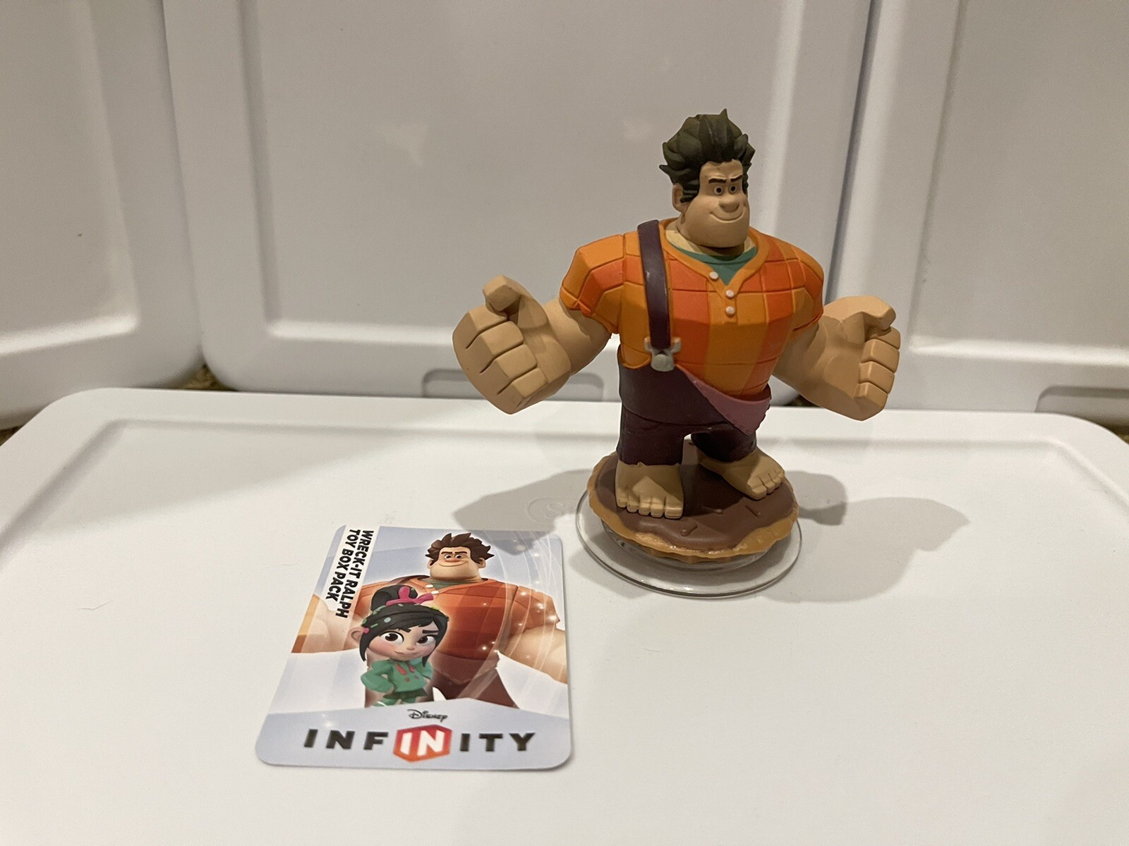 Microsoft Xbox 360 4GB Kinect Bundle Games Disney Infinity Pack Plus More