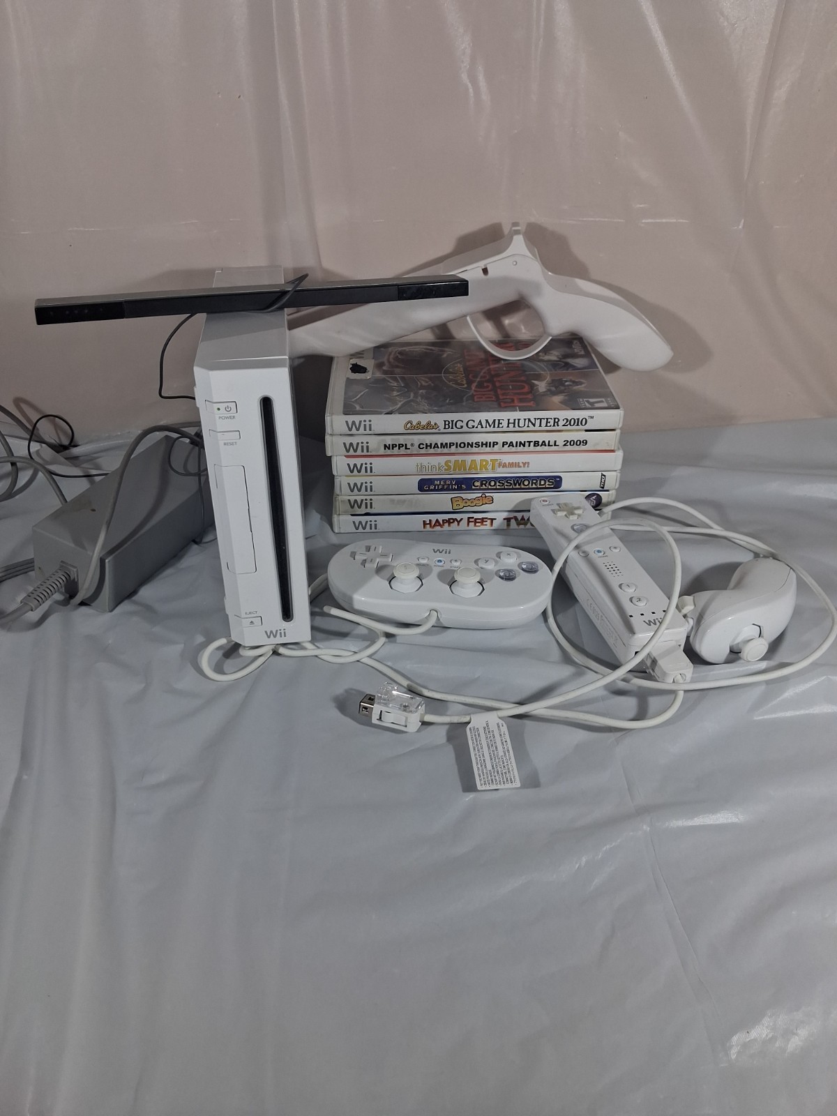 Wii Bundle 6 Games Console W/accessories, Tested Works Tv Not Included