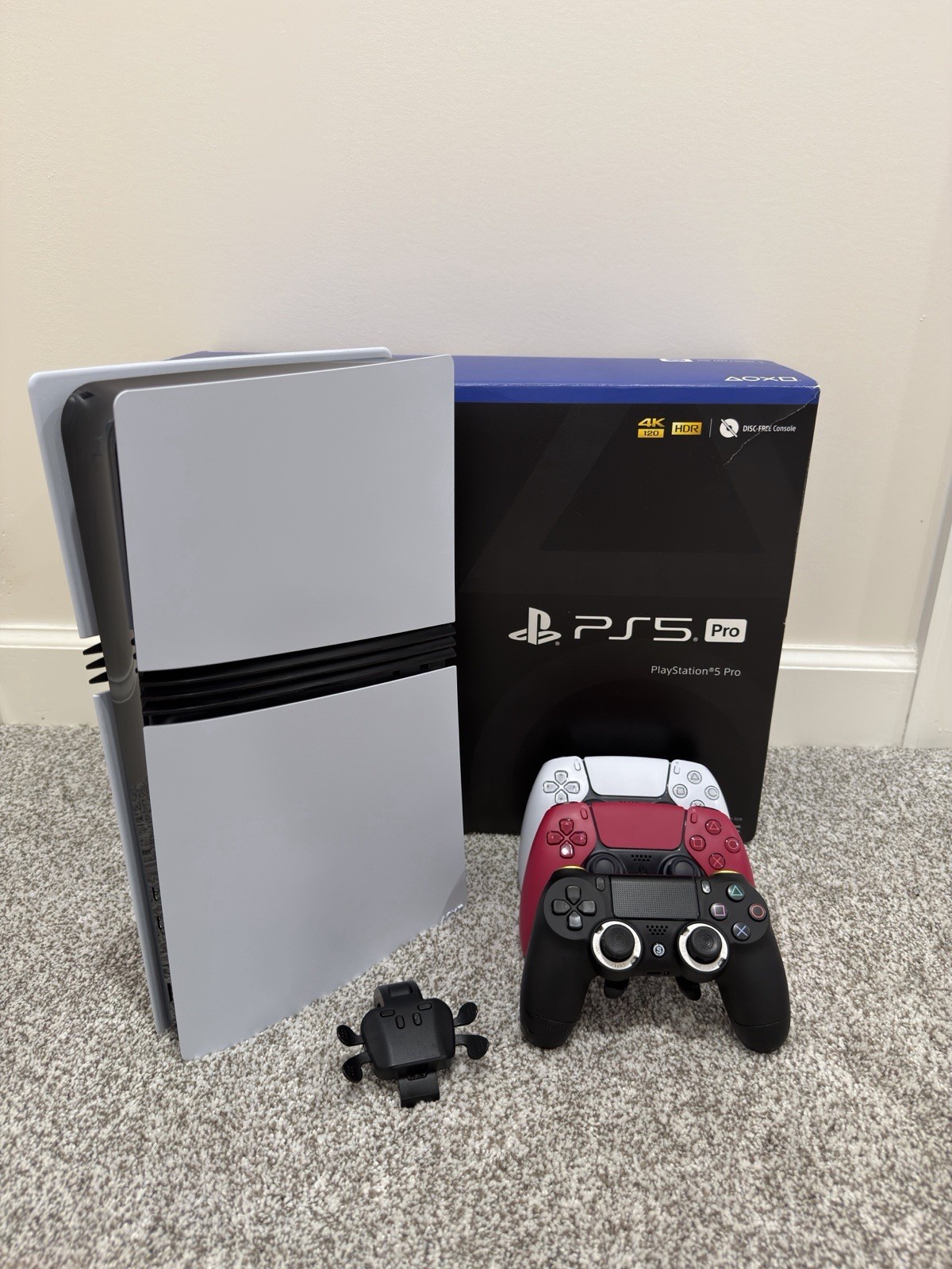 Sony PlayStation 5 Pro Console 2TB 4K HDR White/Black w/ Box 2 Controllers