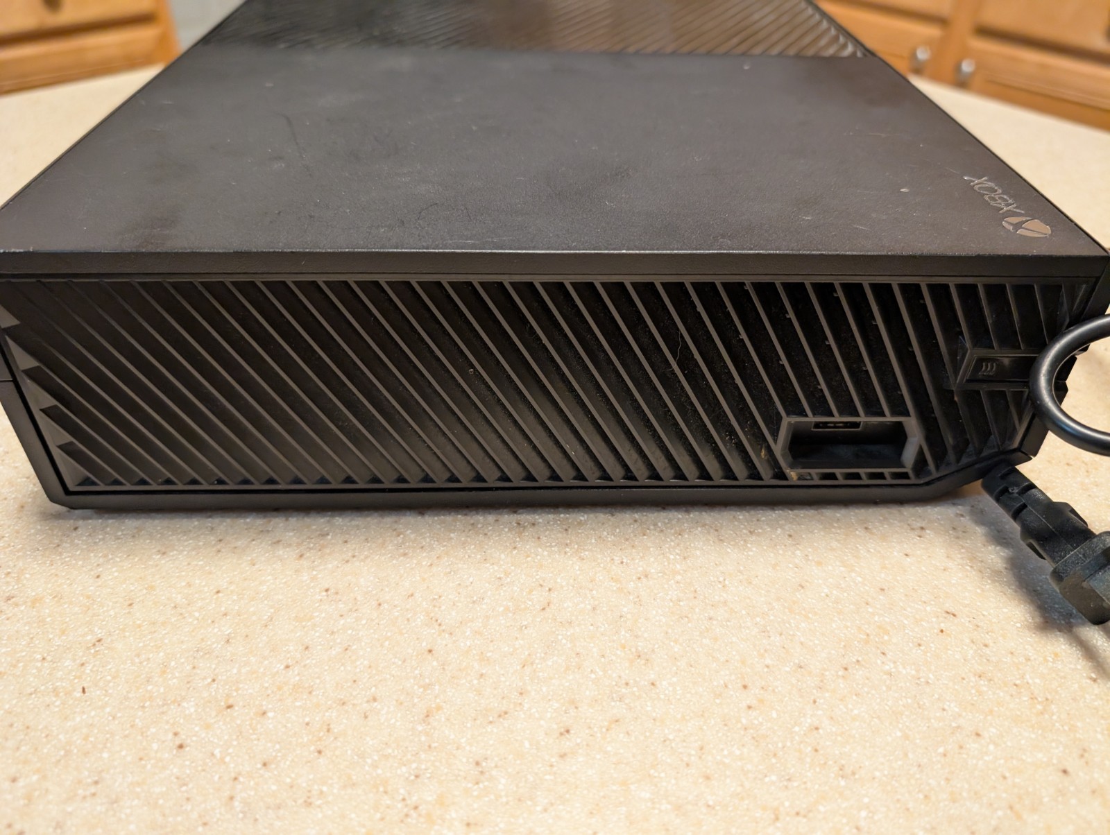 Microsoft Xbox One Console Bundle – Controller And Cables – Tested Working