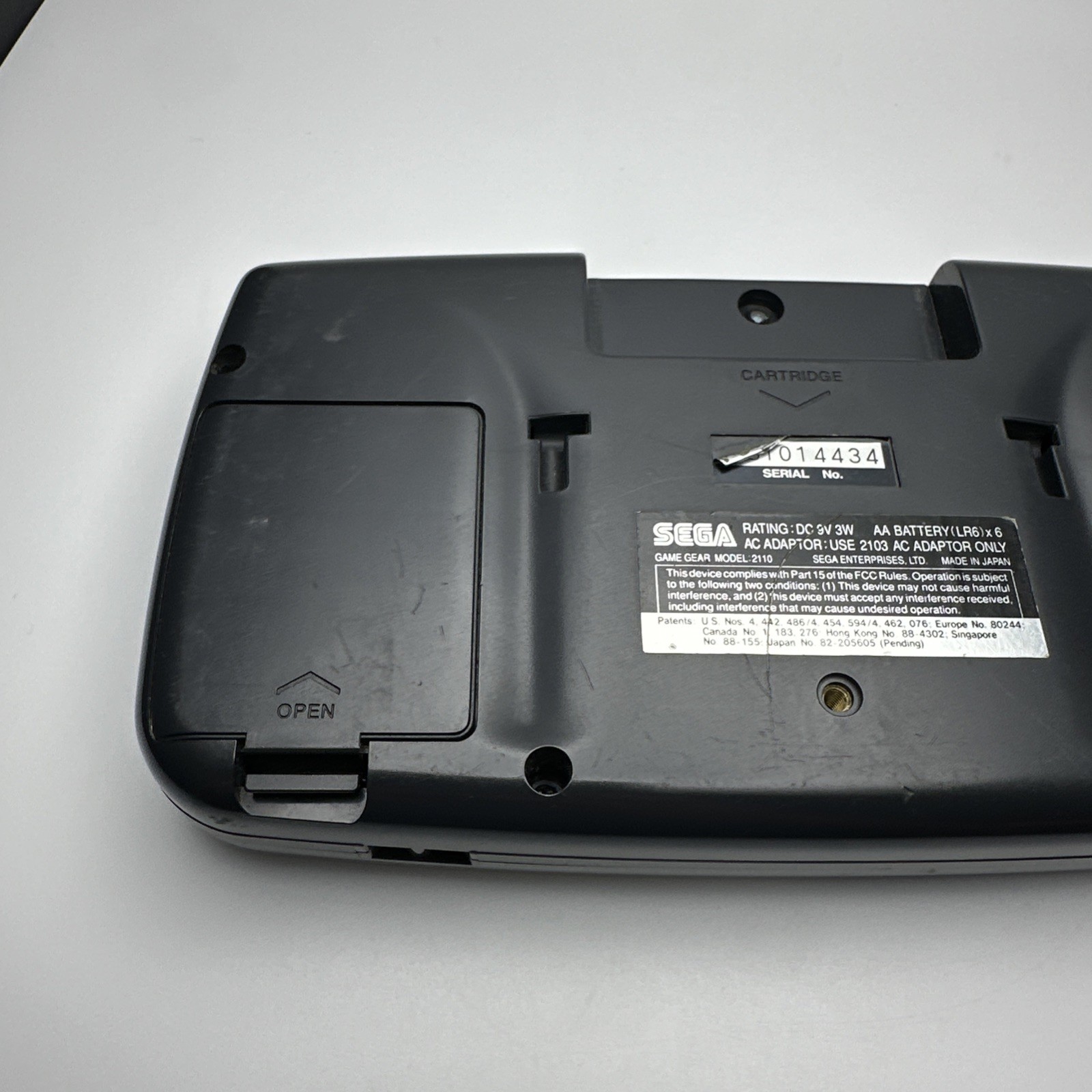 Sega Game Gear Handheld Game Console System * Non-working For Parts Repair Only*