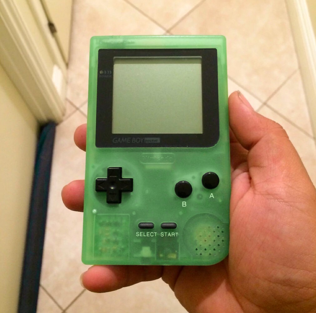 *NEW GLASS SCREEN* Nintendo Game Boy Pocket GBP Glow in the Dark System NEW
