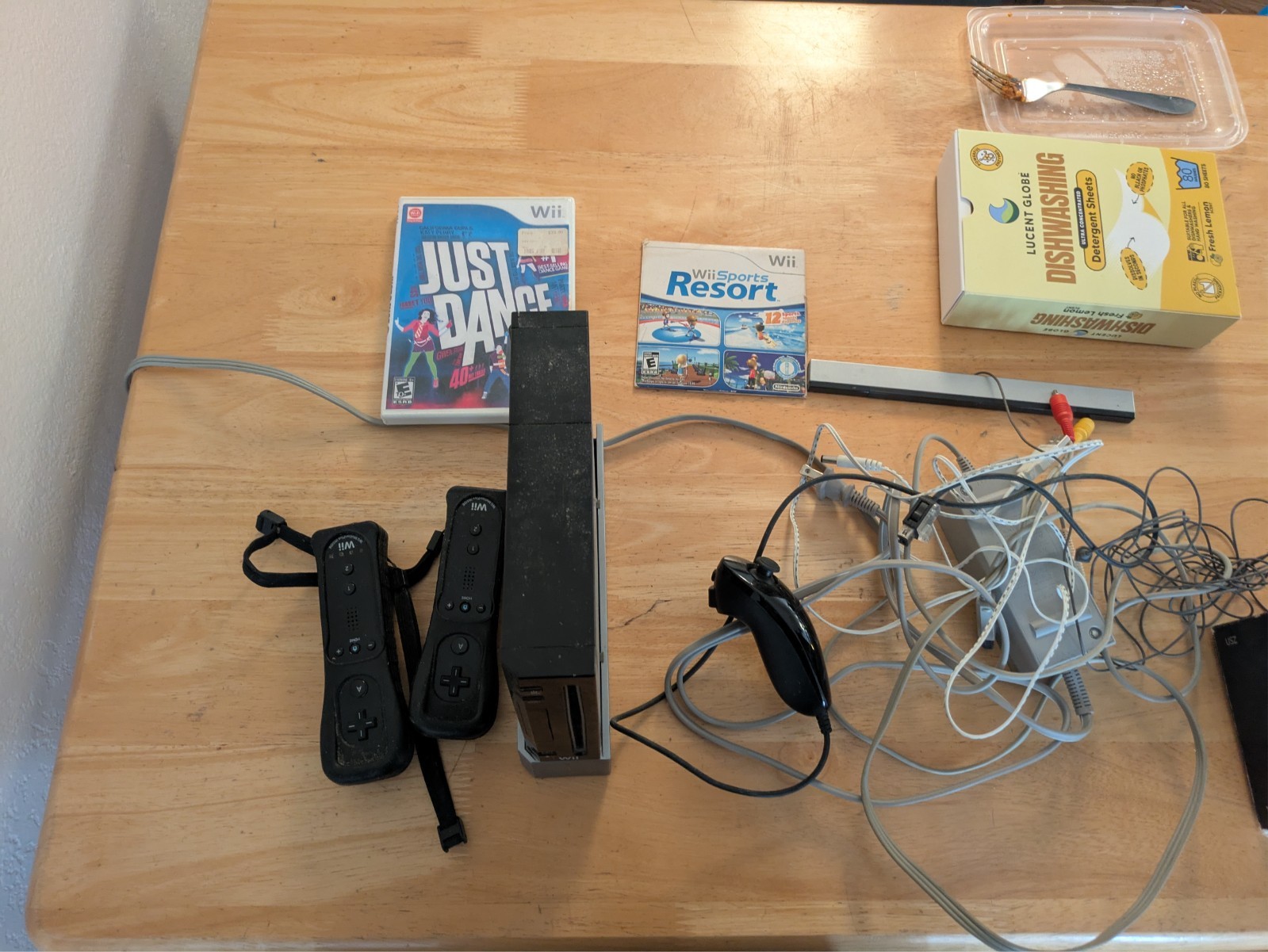 Nintendo Wii With Wii Sports + Wii Sports Resort Black Console