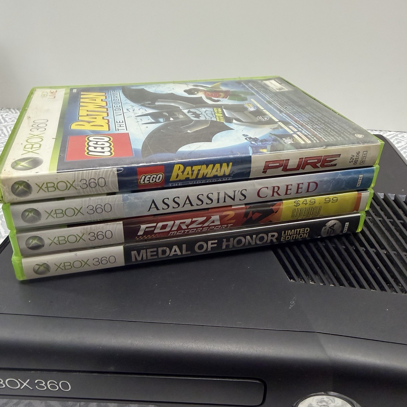 Microsoft Xbox 360 Kinect Bundle 250GB Matte Black Console