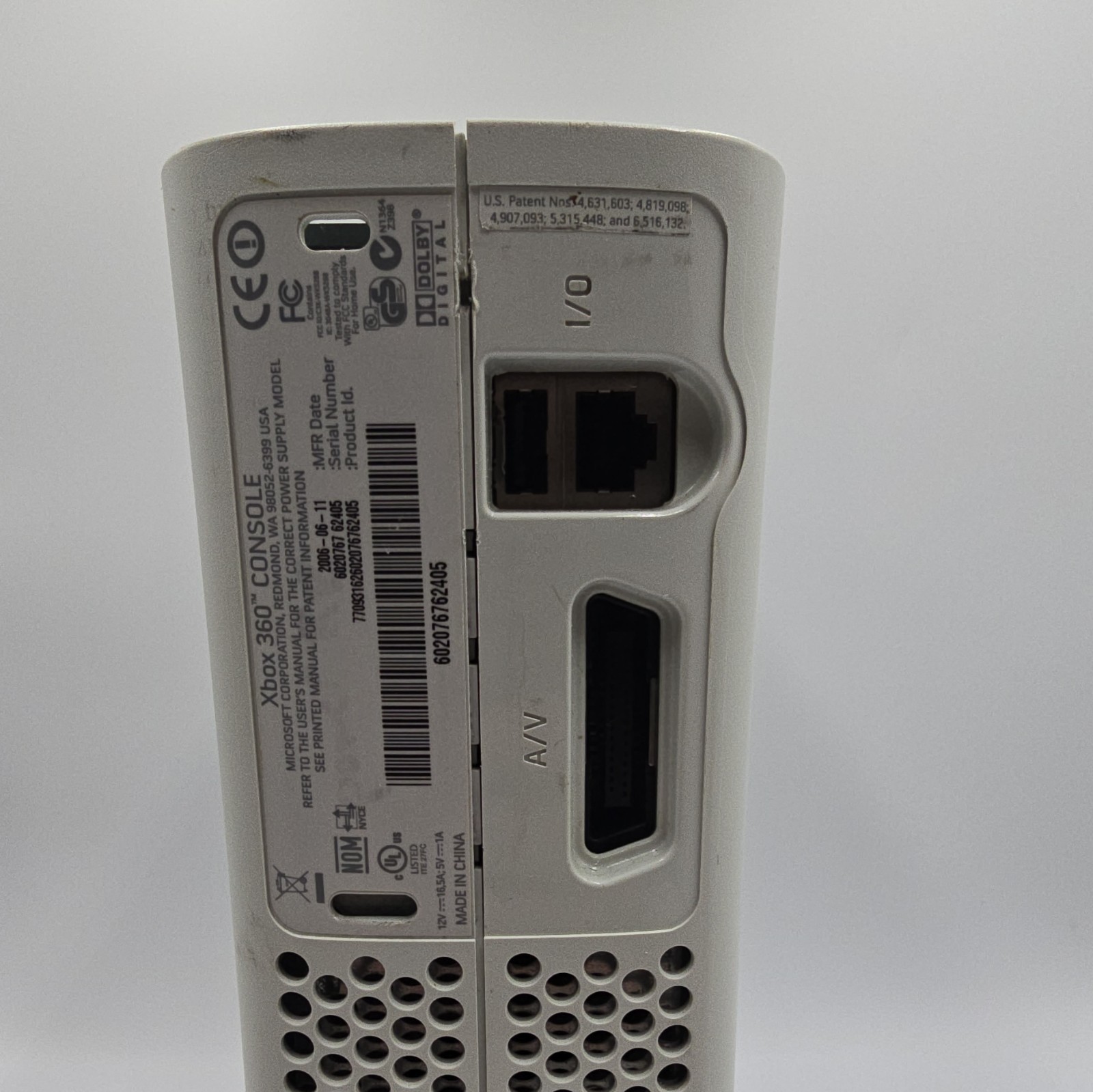 Microsoft Xbox 360 Console NXE White 512MB 1080p NTSC-U/C Dolby w/ AV Cables
