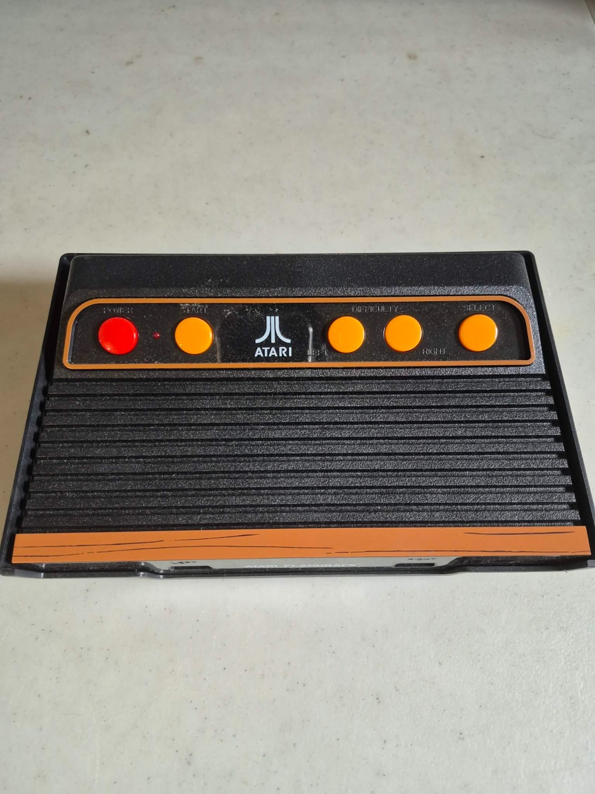 Atari Flashback 9 HDMI Retro Console Built-in Games 2 Controllers WORKS IN BOX