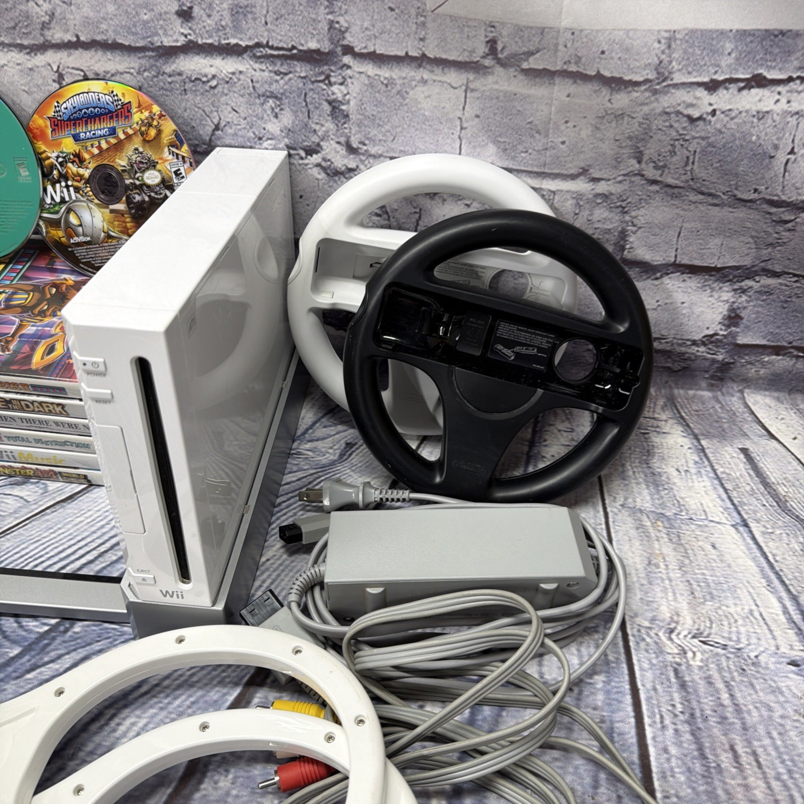 Nintendo Wii Console Bundle White With Games Rvl 001 Tested Fully Working