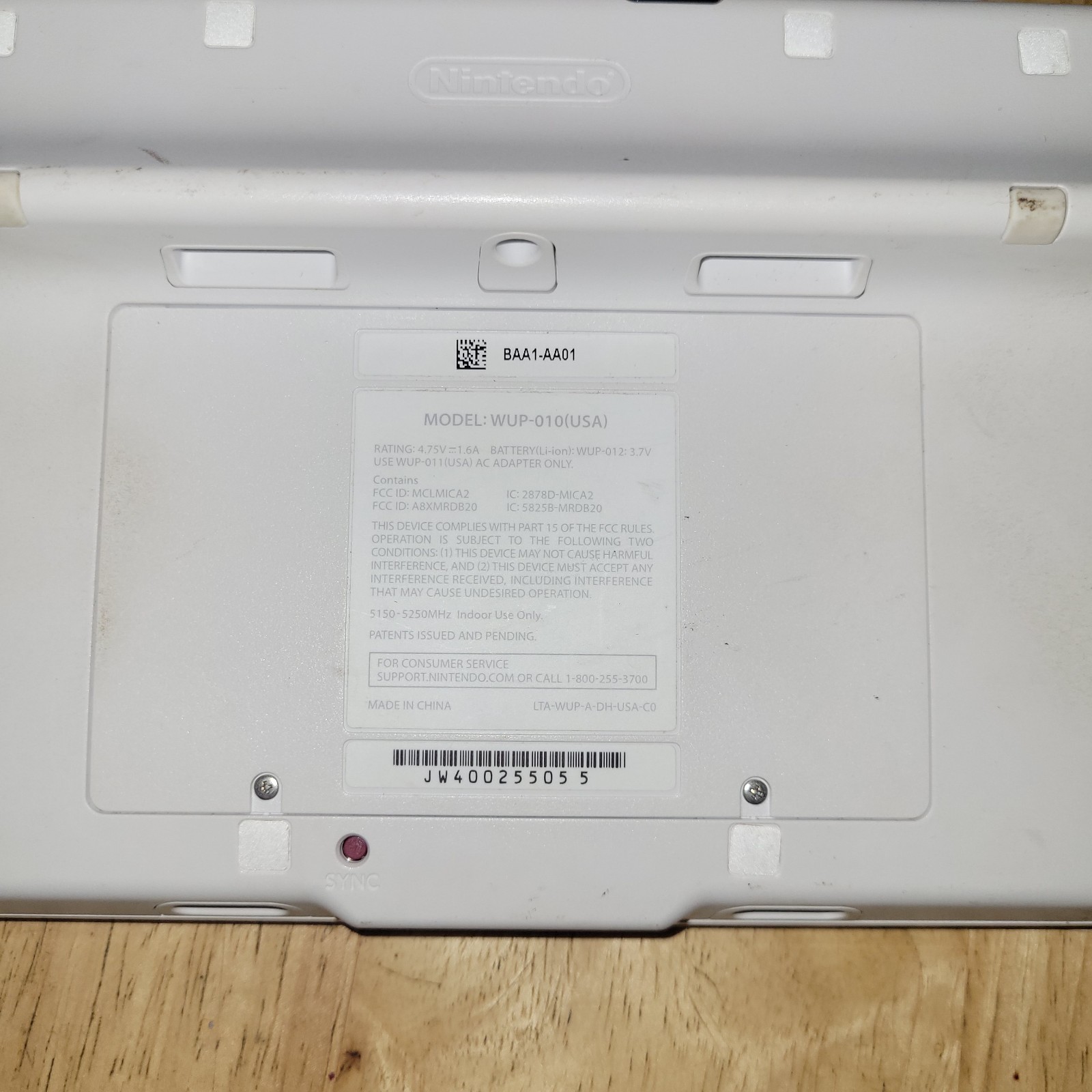 Nintendo Wii U GamePad Controller WUP-010 (USA) White Tablet with Charger Cable
