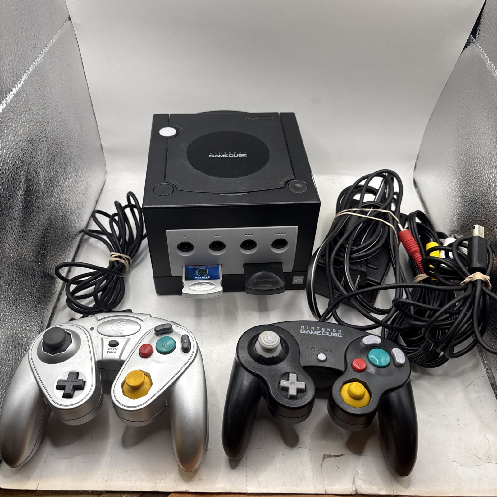 Nintendo GameCube Black Console w/ 2 Controllers + 2 Memory Cards DOL-001