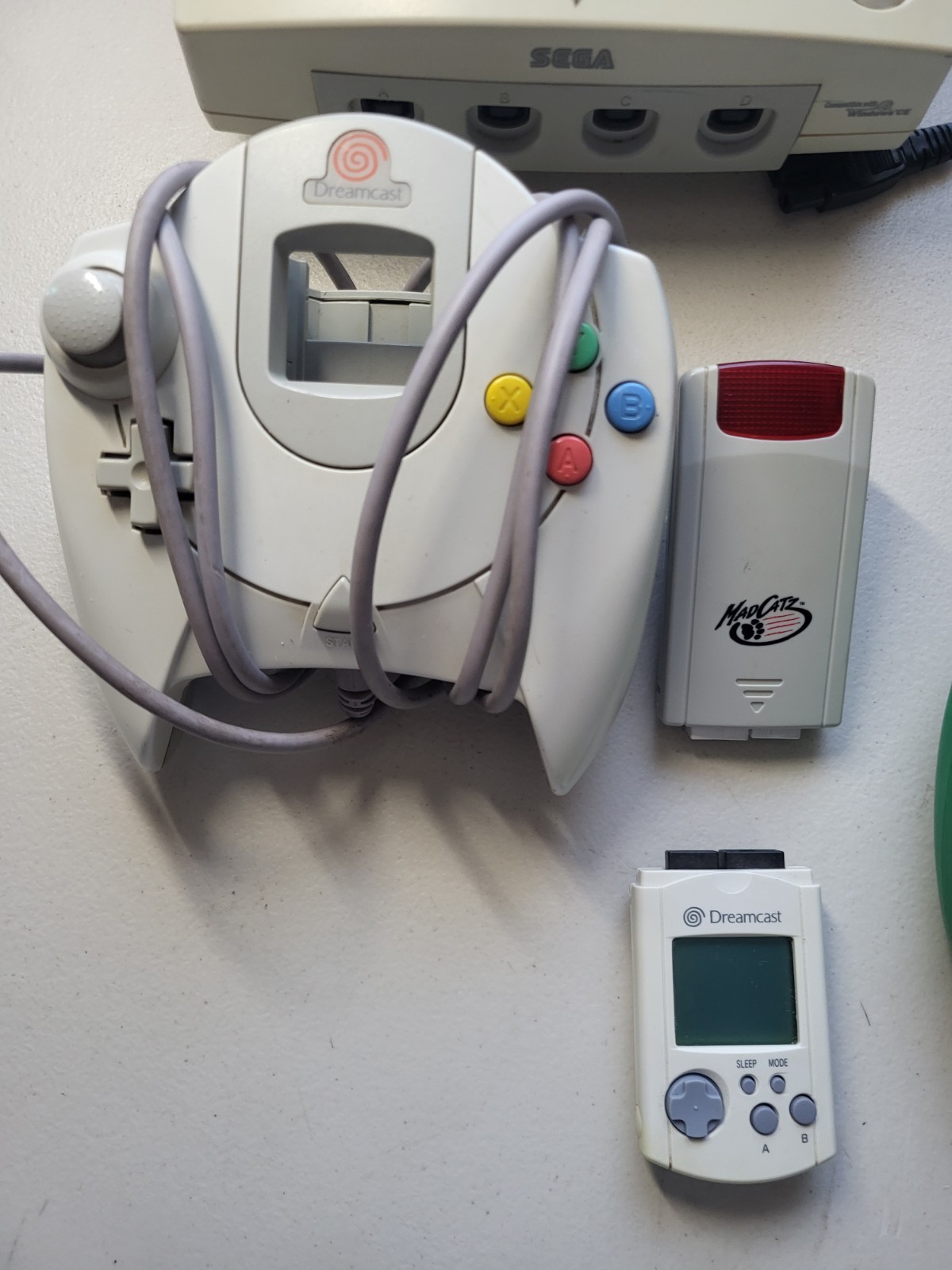 SEGA Dreamcast White Console Bundle OEM VMU Memory Card 2 Controllers AV Cable