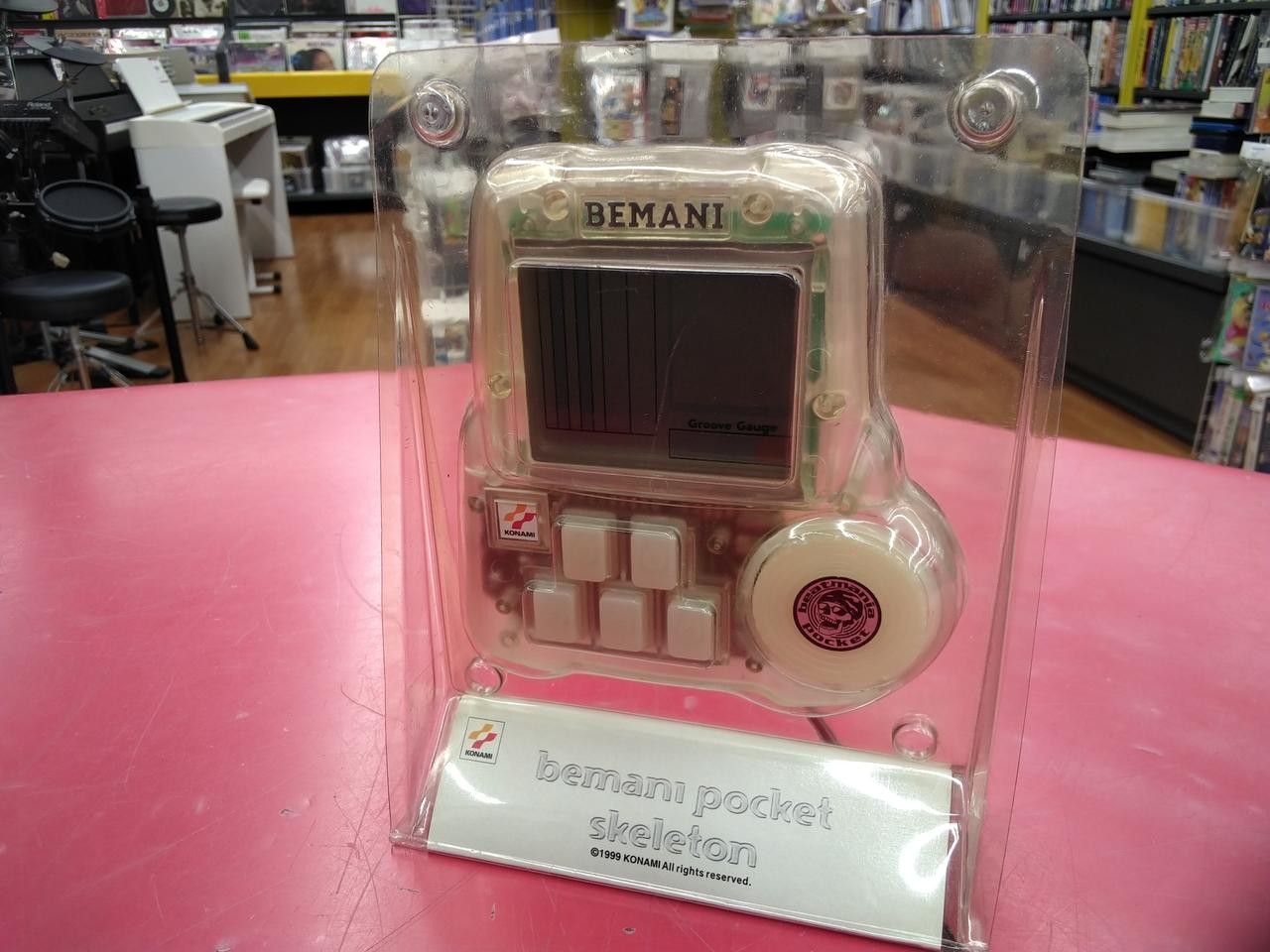 Retro Game Model BEMANI POCKET SKELTON KONAMI