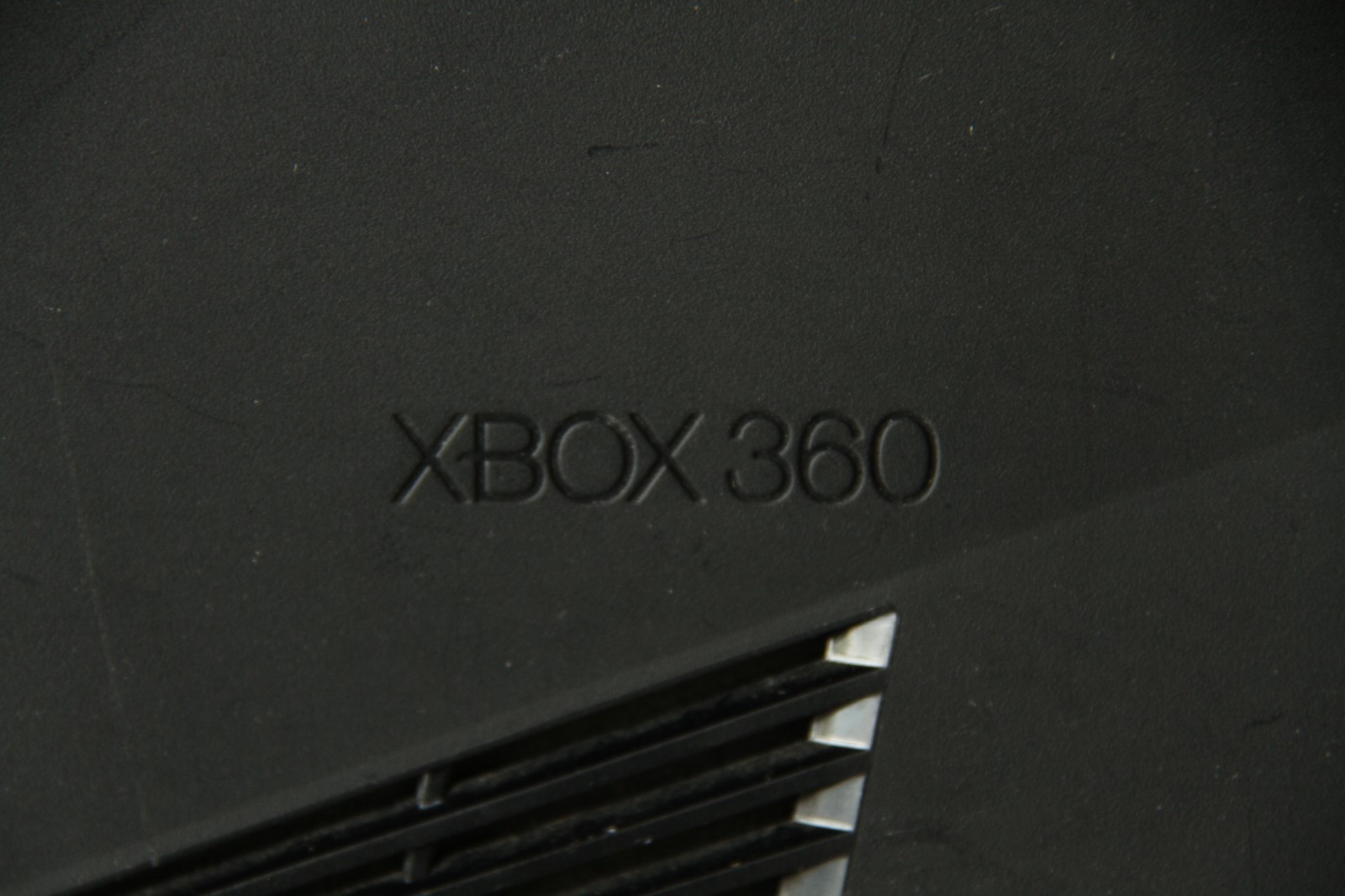 Microsoft Xbox 360 S Console 1439 + Power Supply – Bundle 15 Games Call Of Duty