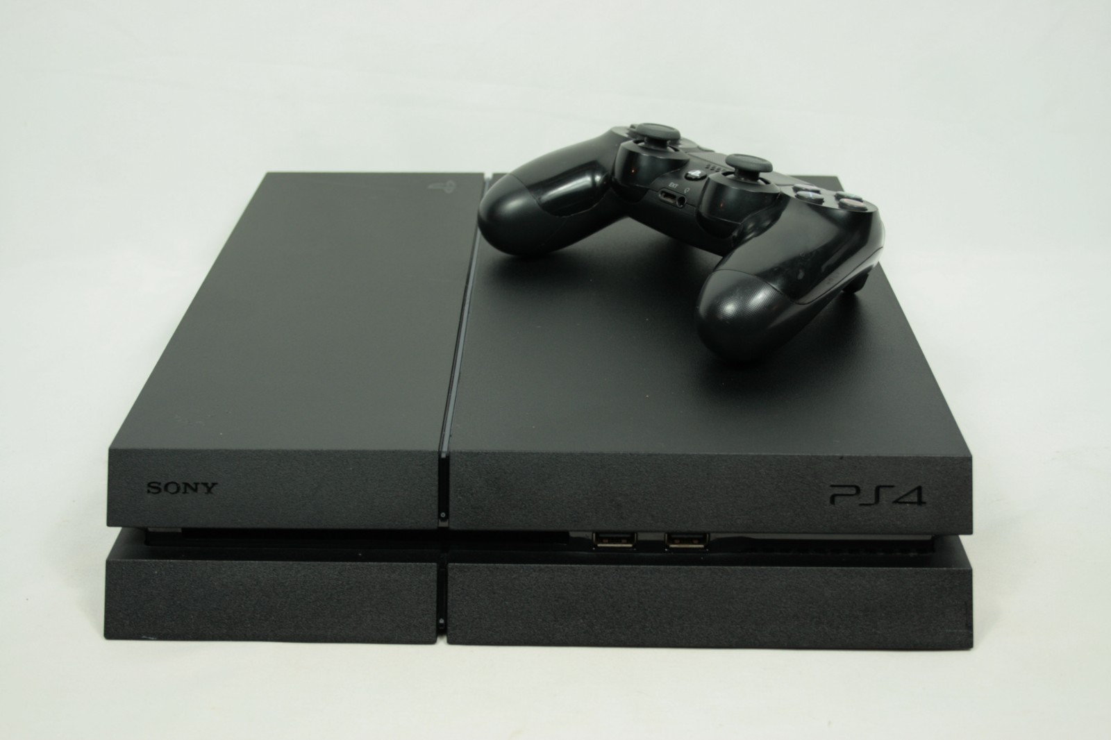 Sony PlayStation 4 PS4 Console Bundle with Controller 500GB Matte Black Tested C
