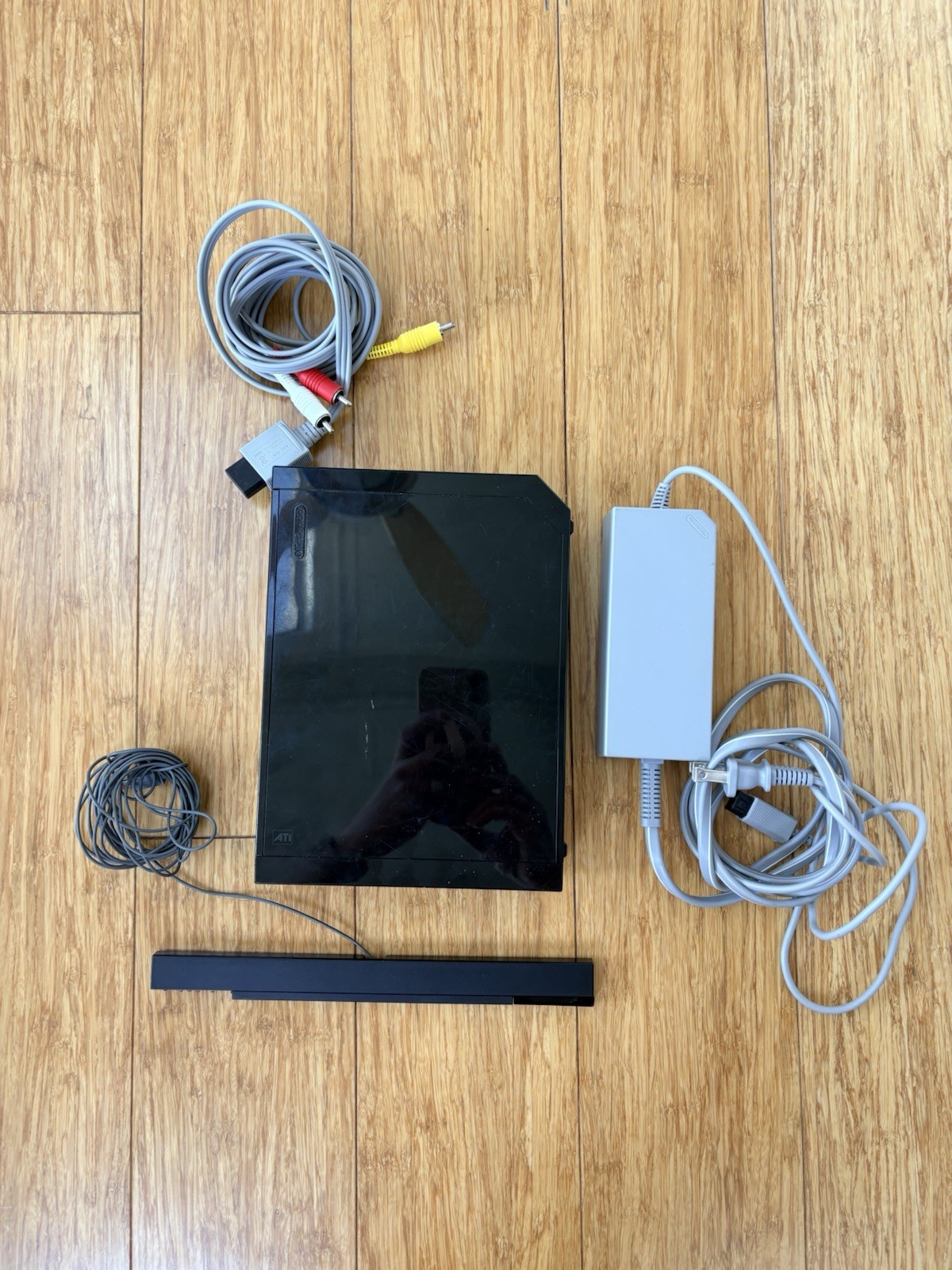 Nintendo Wii Console Black RVL-101 With Cords Tested-powers On