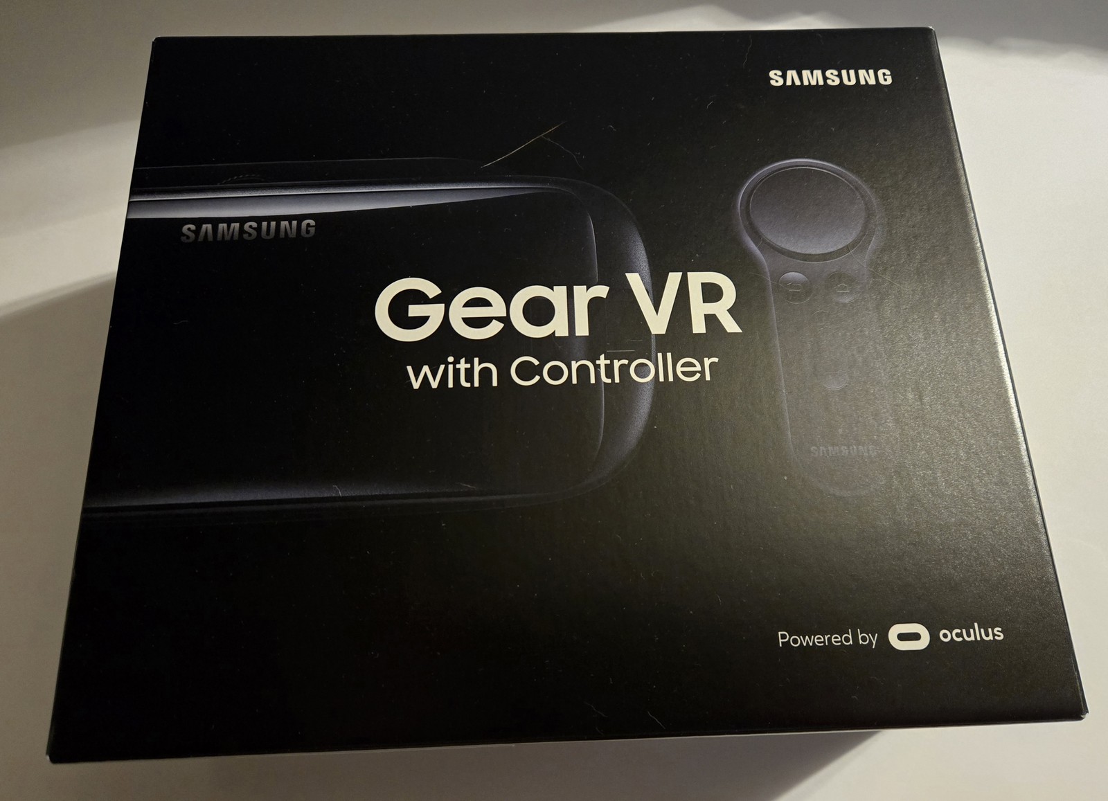 Samsung Gear VR SM-R324 w/ Controller Complete in Box Excellent Condition