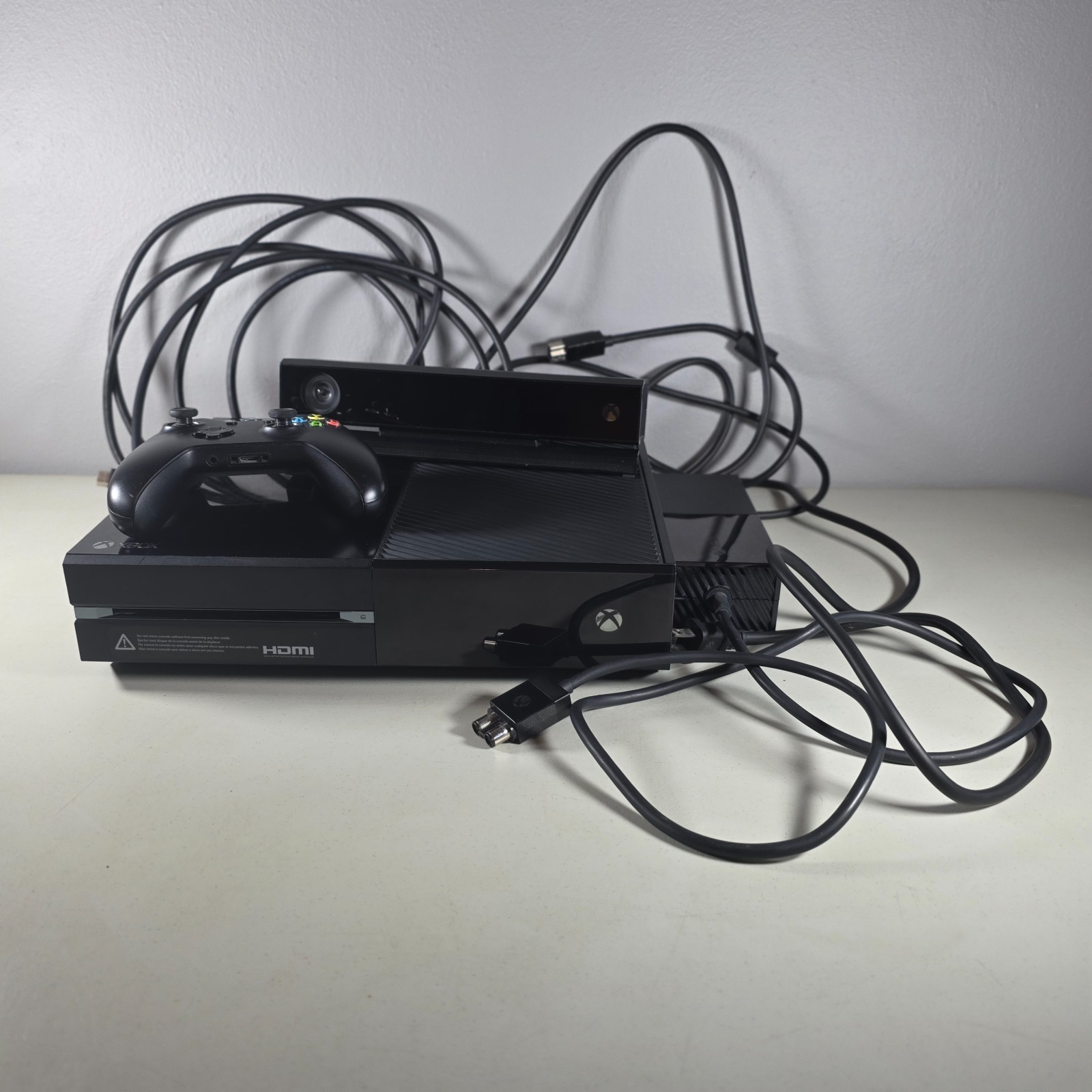 Microsoft Xbox One 1540 Console System Bundle W/ 1 Controller & Kinect (Tested)