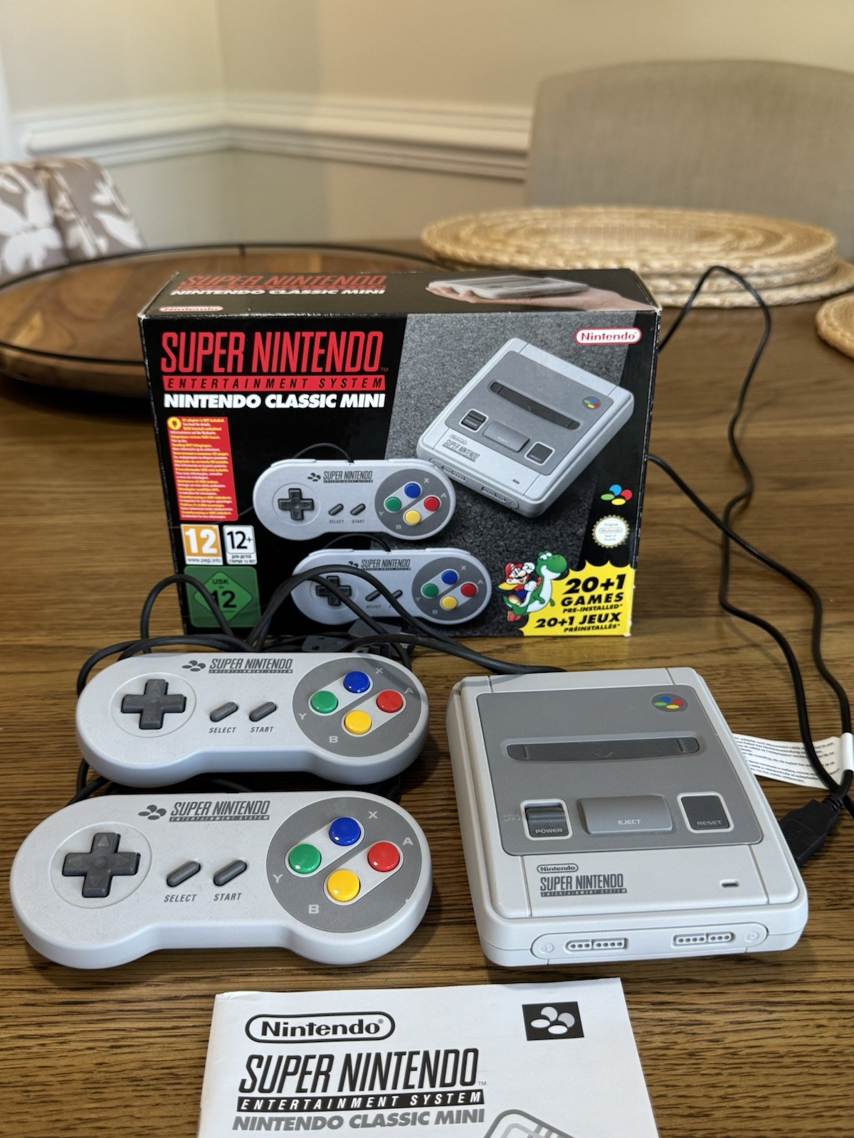 Super Nintendo Classic Mini SNES Entertainment System 21 Game Console